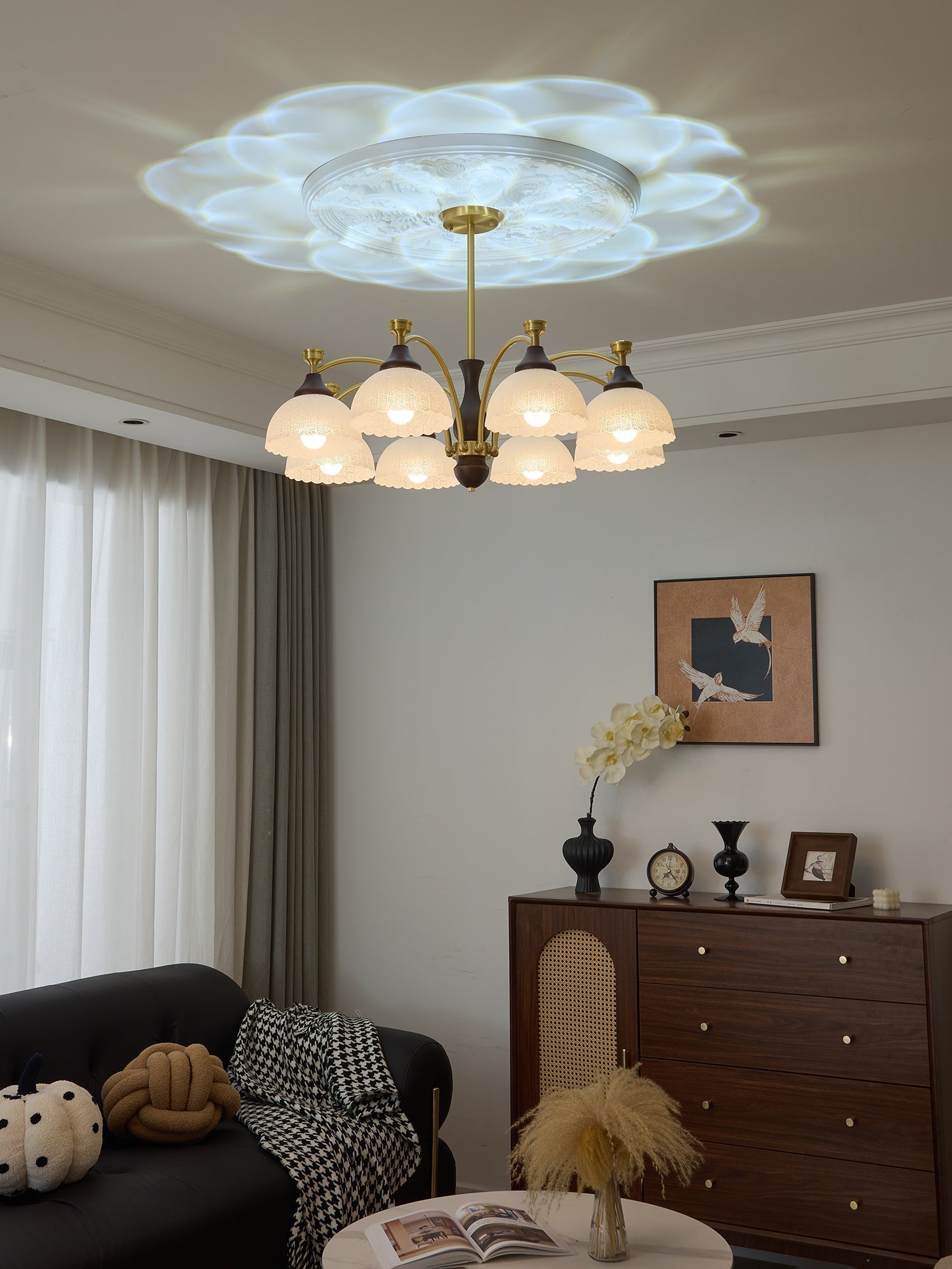 Avvynila Traditionelle Eleganz Vintage Messing Holz Kronleuchter-Letslighting