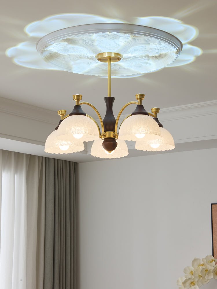 Avvynila Traditionelle Eleganz Vintage Messing Holz Kronleuchter-Letslighting