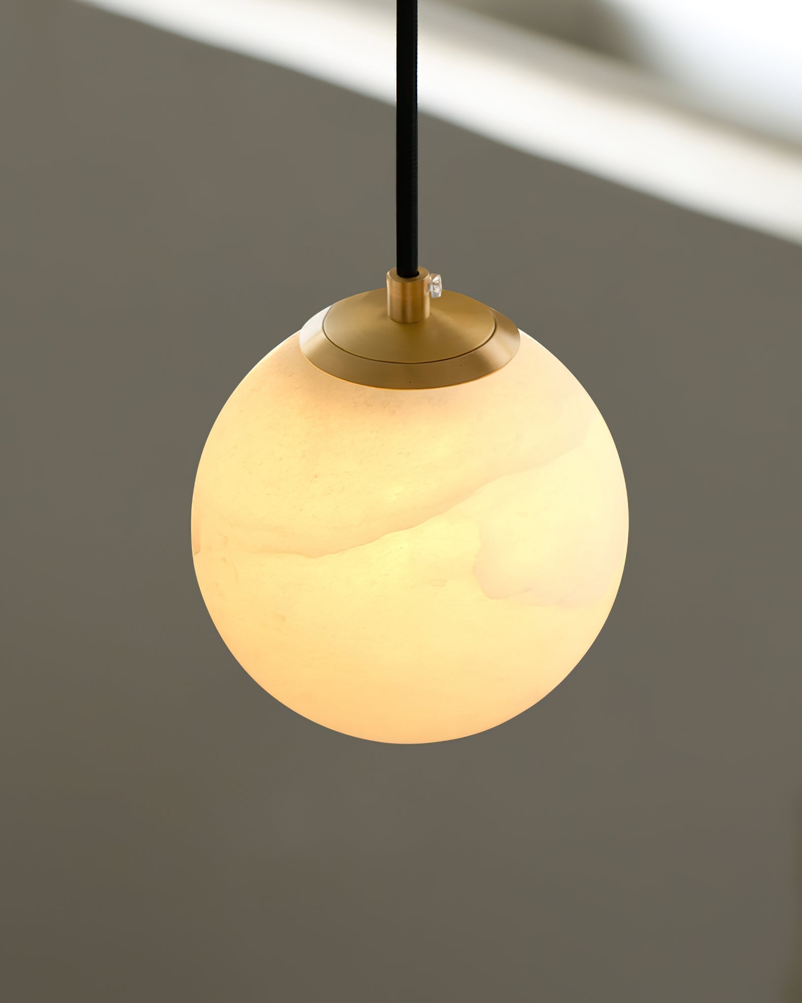 Uphaara Modern Minimalist Alabaster Pendant Light - Letslighting