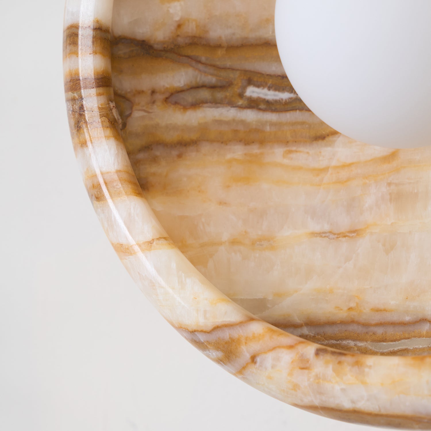 Onvix Wandleuchte aus Natur-Onyx-Letslighting