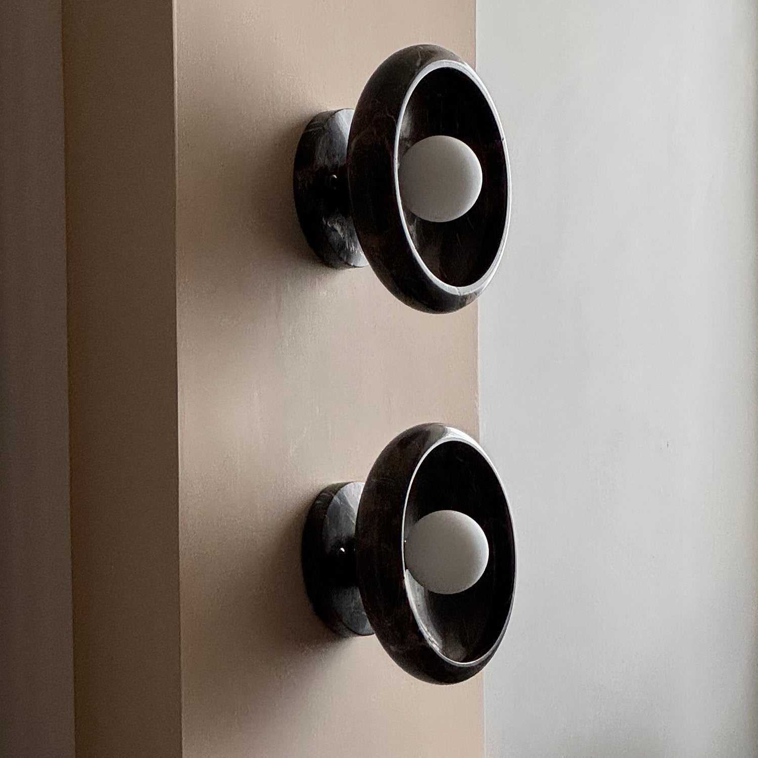 Onvix Wandleuchte aus Natur-Onyx-Letslighting