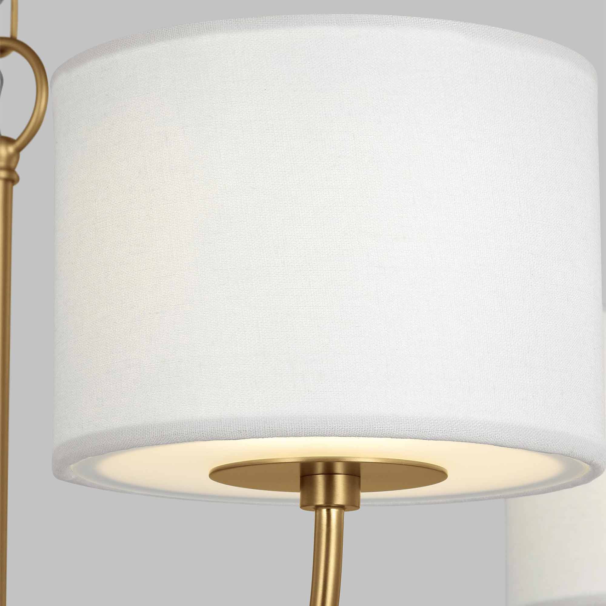 Mycaren Industrieller Vintage Kronleuchter aus Messing mit Stoffbezug-Letslighting