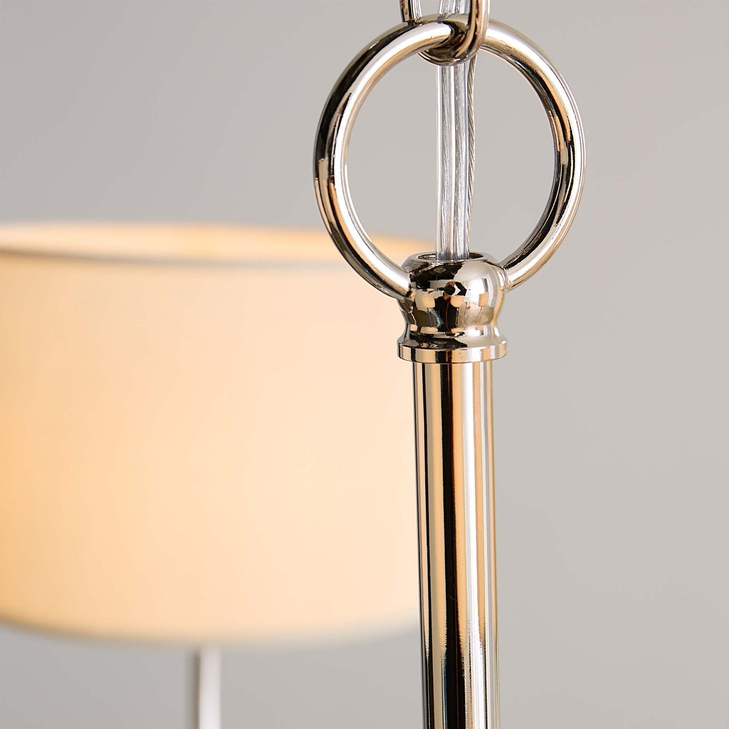 Mycaren Industrieller Vintage Kronleuchter aus Messing mit Stoffbezug-Letslighting