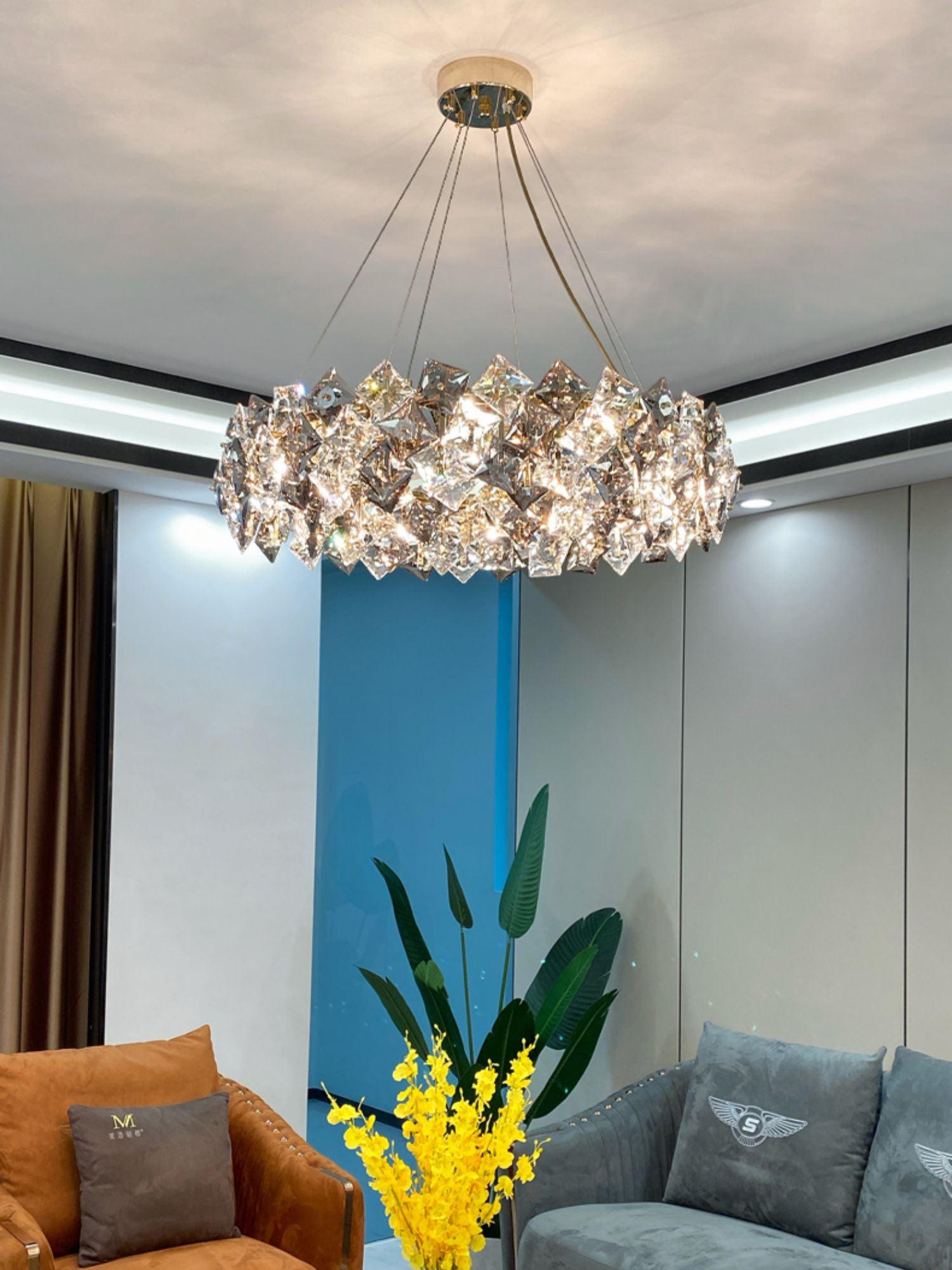 Lustra Kronleuchter Schuppen Kristall Rund mit Gold LED-Letslighting