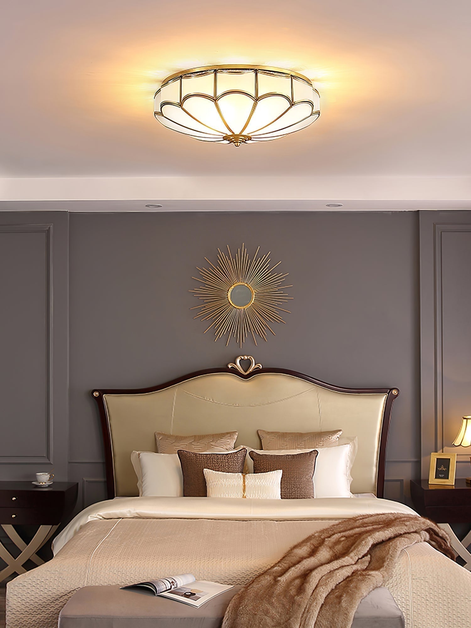Evmarara Elegance Deckenleuchte aus Messing und Glas-Letslighting