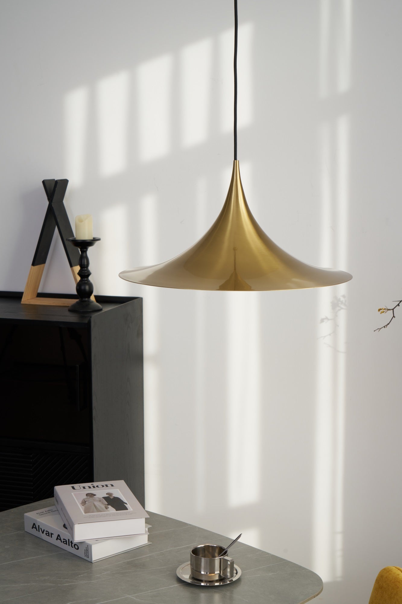 Semi Pendant Light - Blowlighting