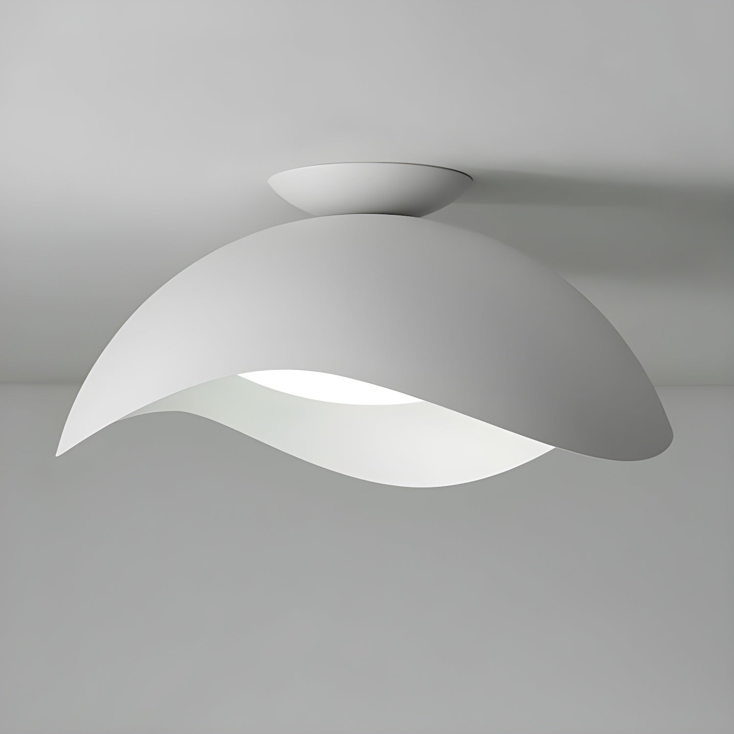 Serene Wave Ceiling Light - Blowlighting