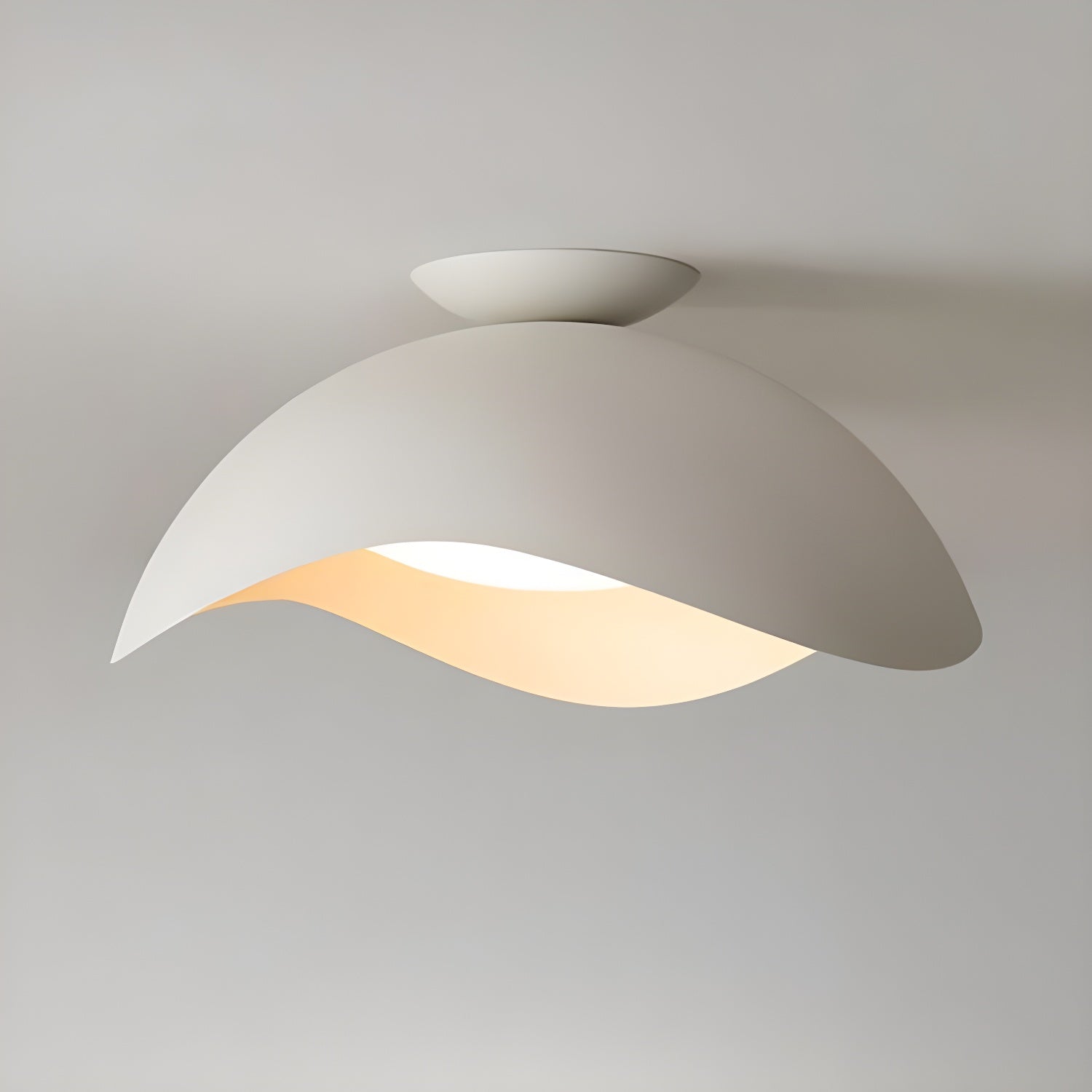 Serene Wave Ceiling Light - Blowlighting