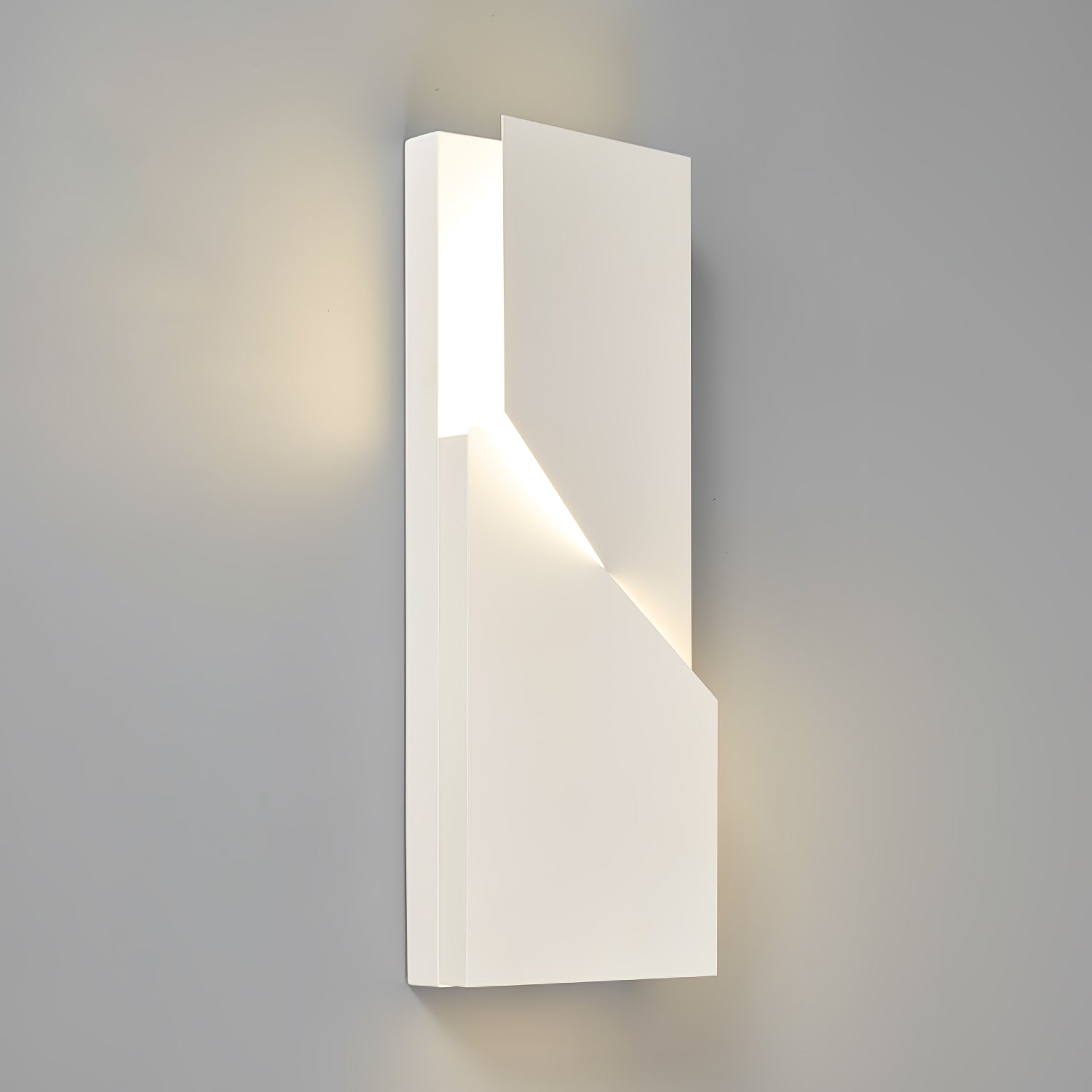 Shadows Grand Sconce - Blowlighting