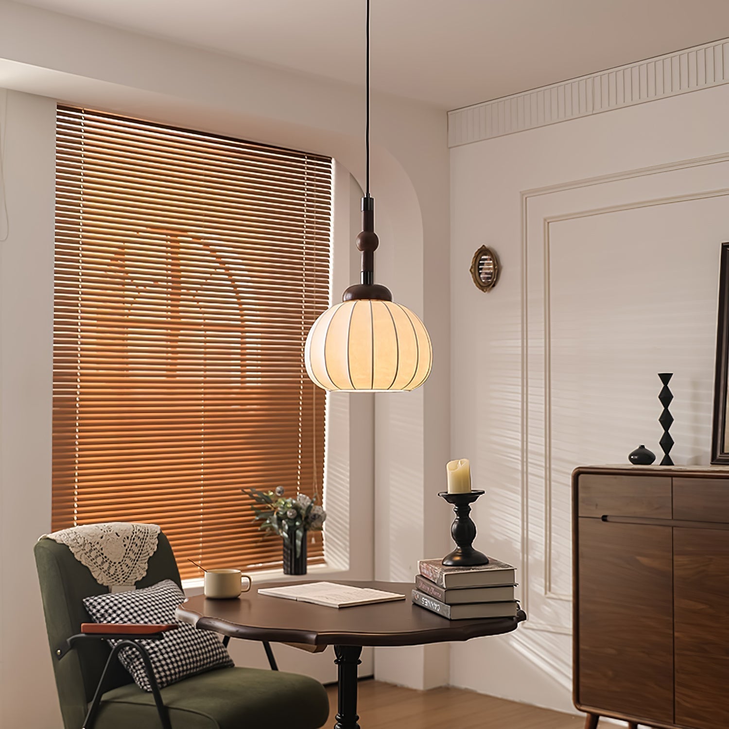Solari Skandinavische Pendelleuchte aus Seidenholz-Letslighting