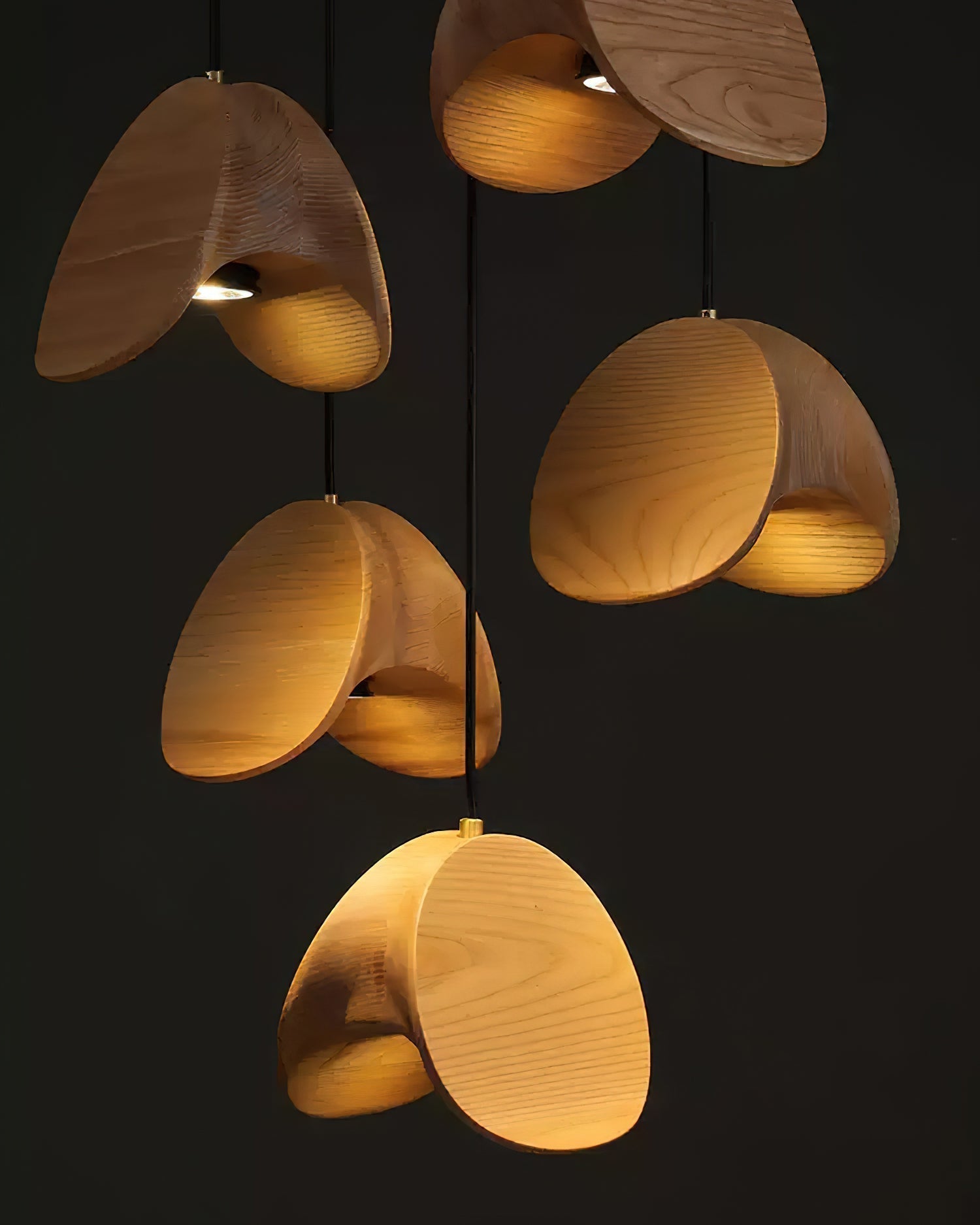 Elmiren Cluster Wood Pendant Light - Blowlighting