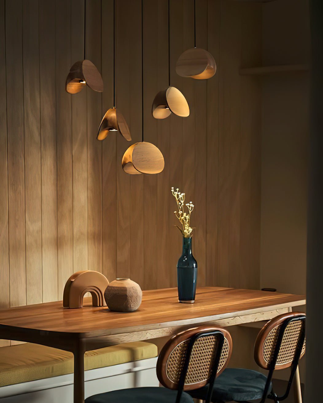 Elmiren Cluster Wood Pendant Light - Blowlighting