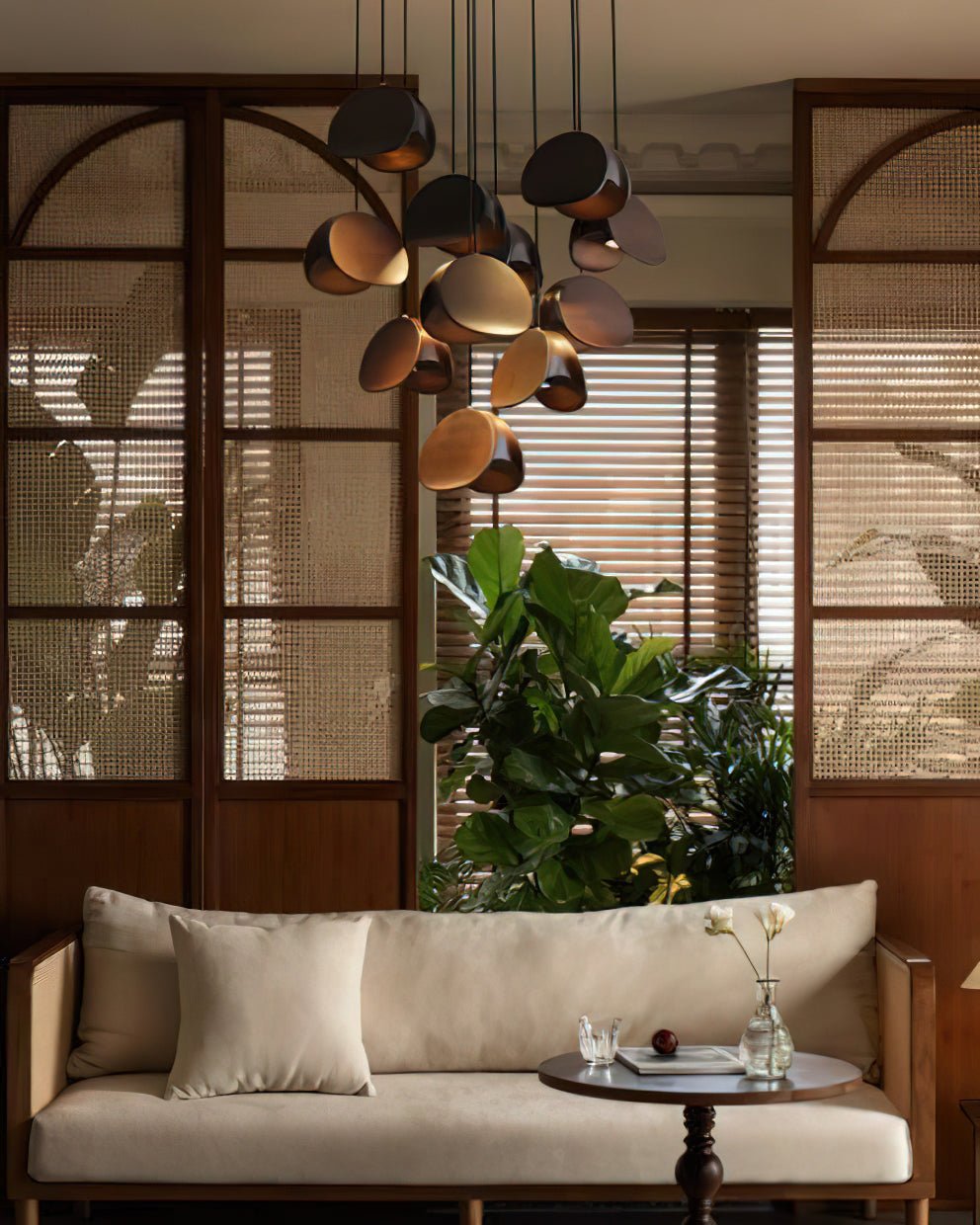 Elmiren Cluster Wood Pendant Light - Blowlighting