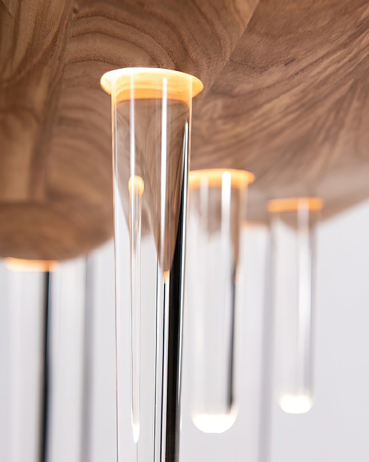Umare Wunderliche Pendelleuchte aus Eichenglas-Letslighting