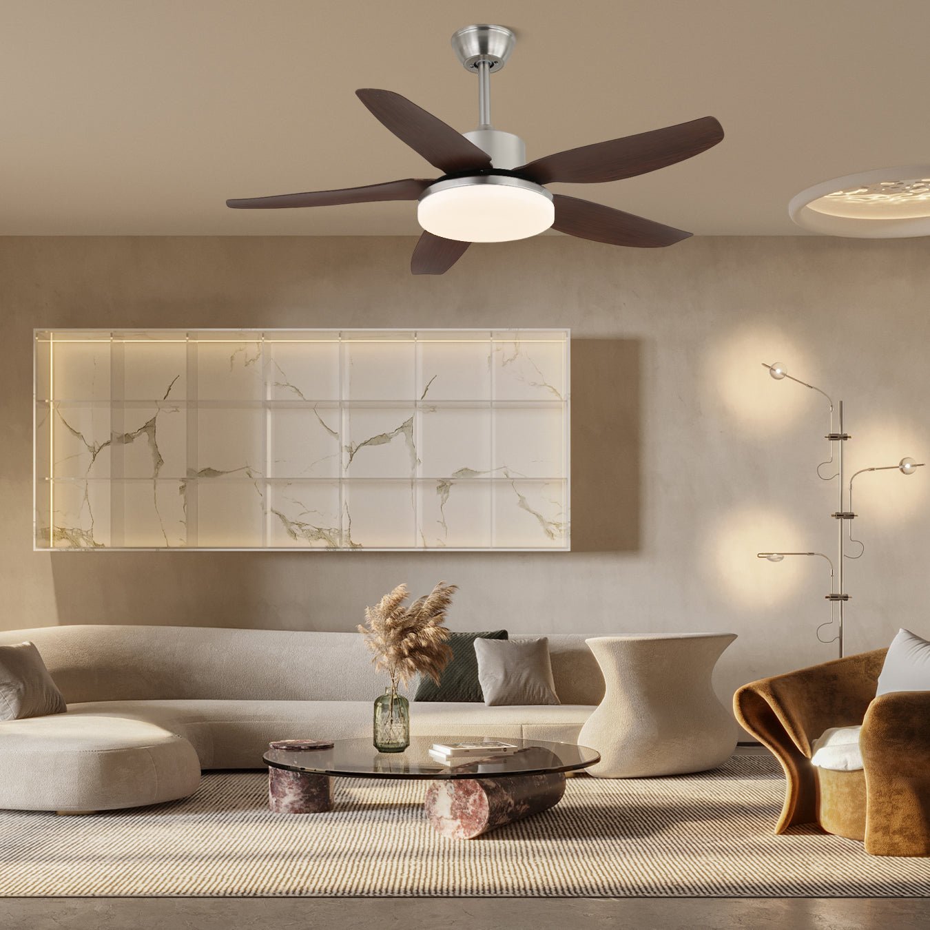 Eland Deckenventilatorleuchte in einem modernen Innenraum