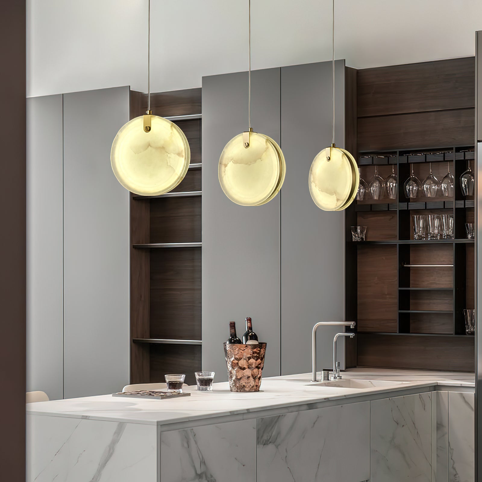 Utalionis Modern Minimalist Brass Alabaster Pendant Light - Letslighting