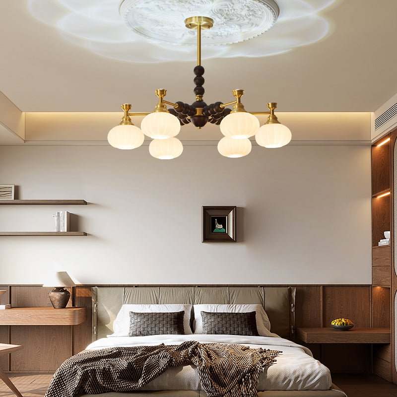 Avdorira Eleganter Vintage-Kronleuchter aus Messing und Holz-Letslighting