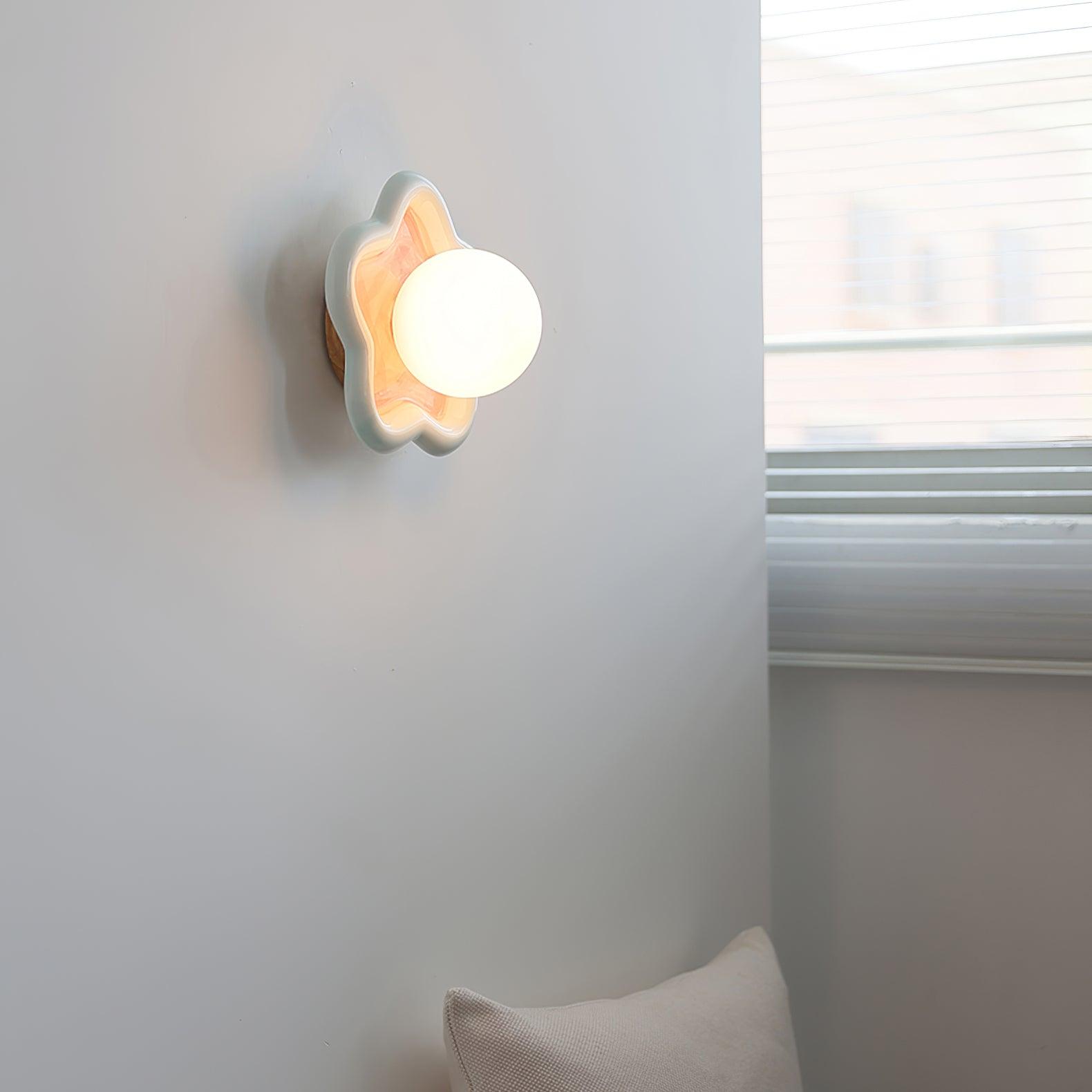 Petani Rosa Gelbe Blumen-Wandleuchte-Letslighting