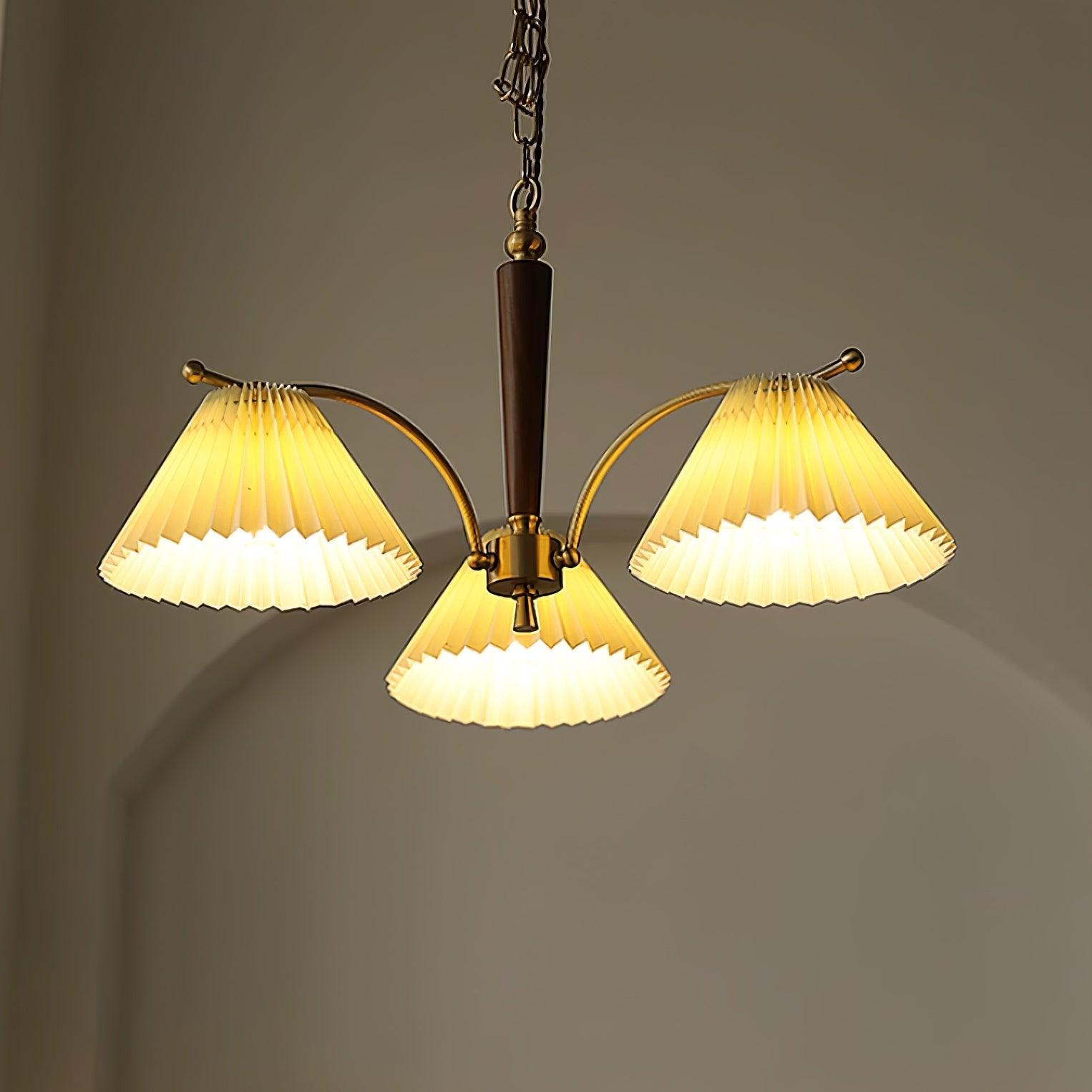 Kronleuchter Gefeilt Stoff Schirme Walnuss Messing Arme Warm Retro-Letslighting