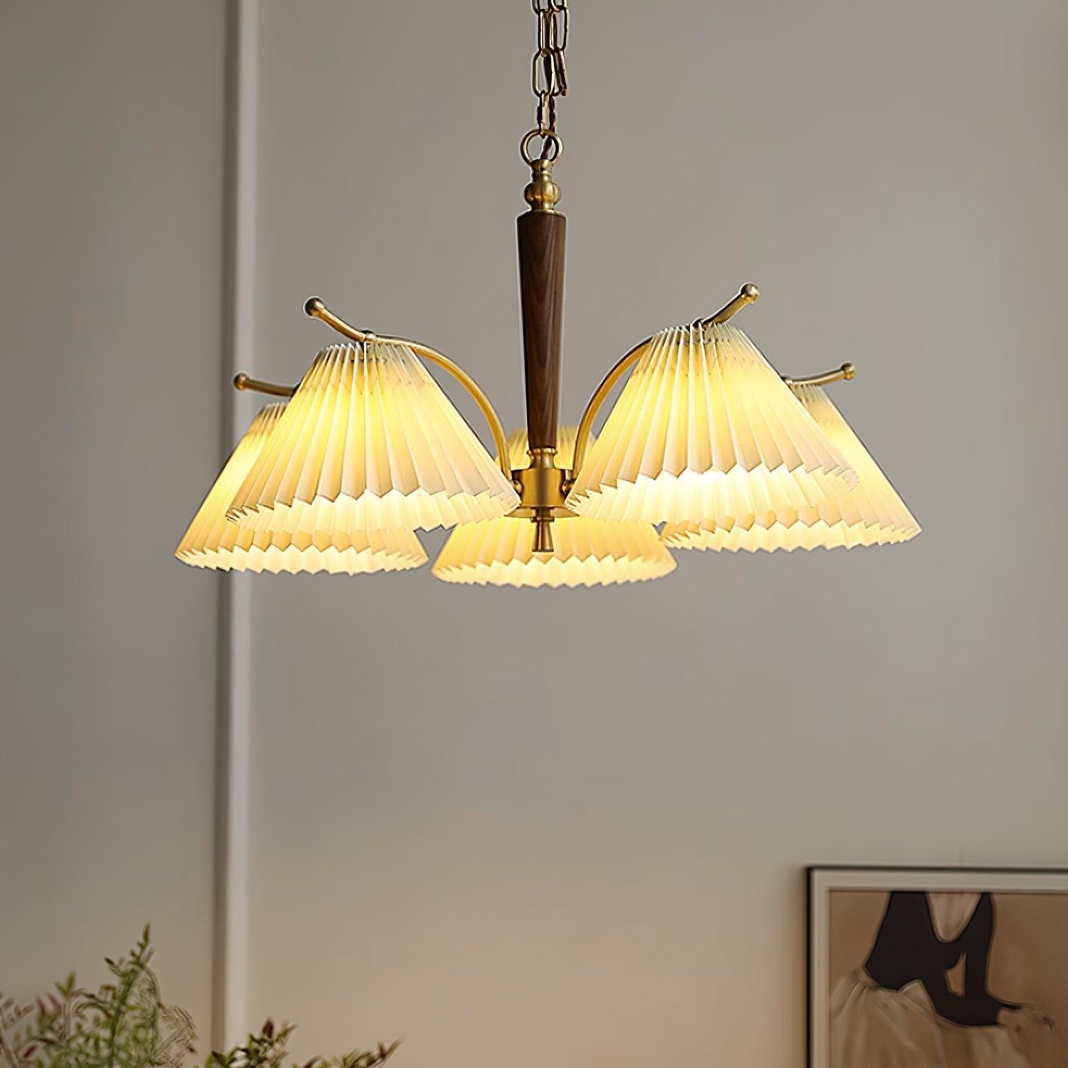 Kronleuchter Gefeilt Stoff Schirme Walnuss Messing Arme Warm Retro-Letslighting