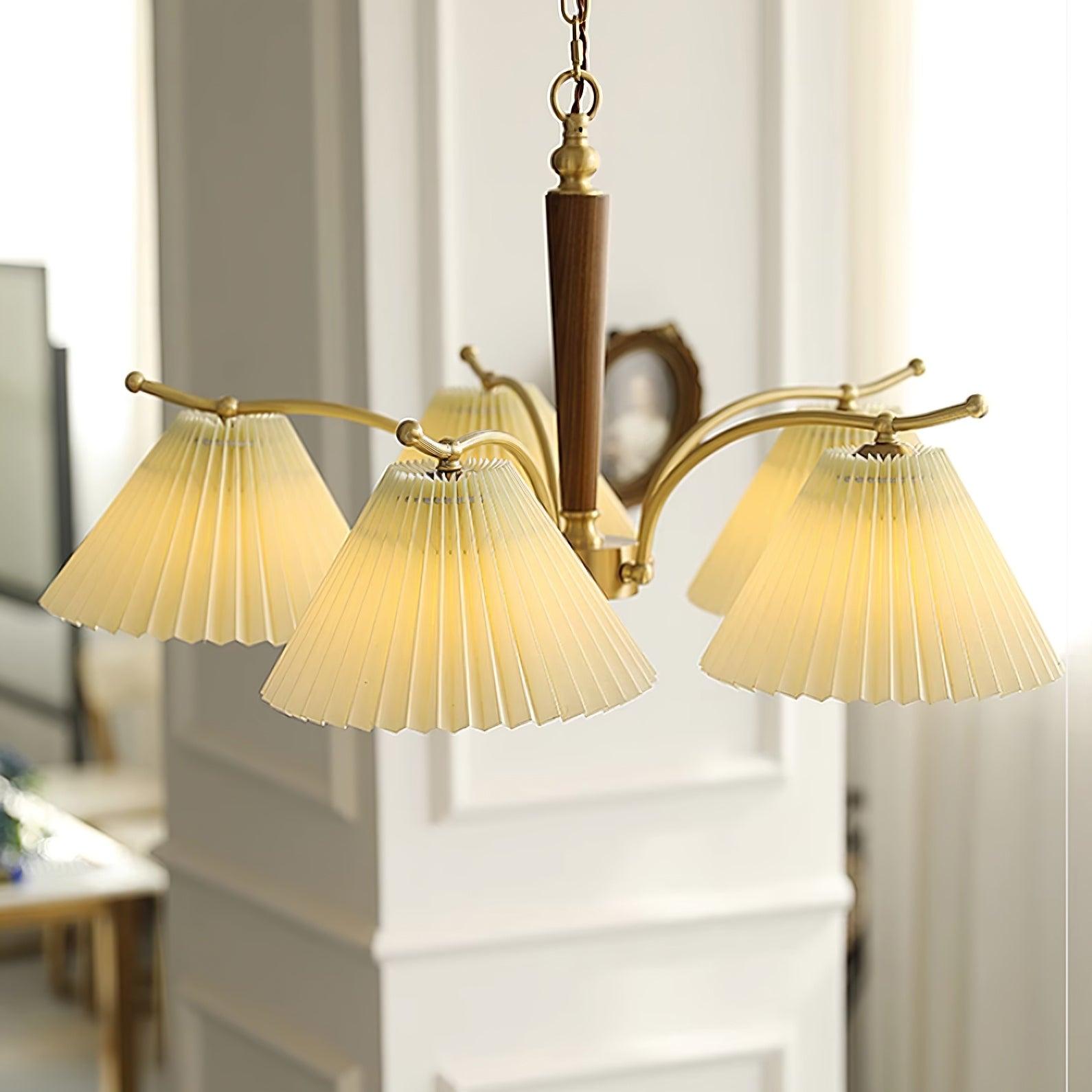 Kronleuchter Gefeilt Stoff Schirme Walnuss Messing Arme Warm Retro-Letslighting