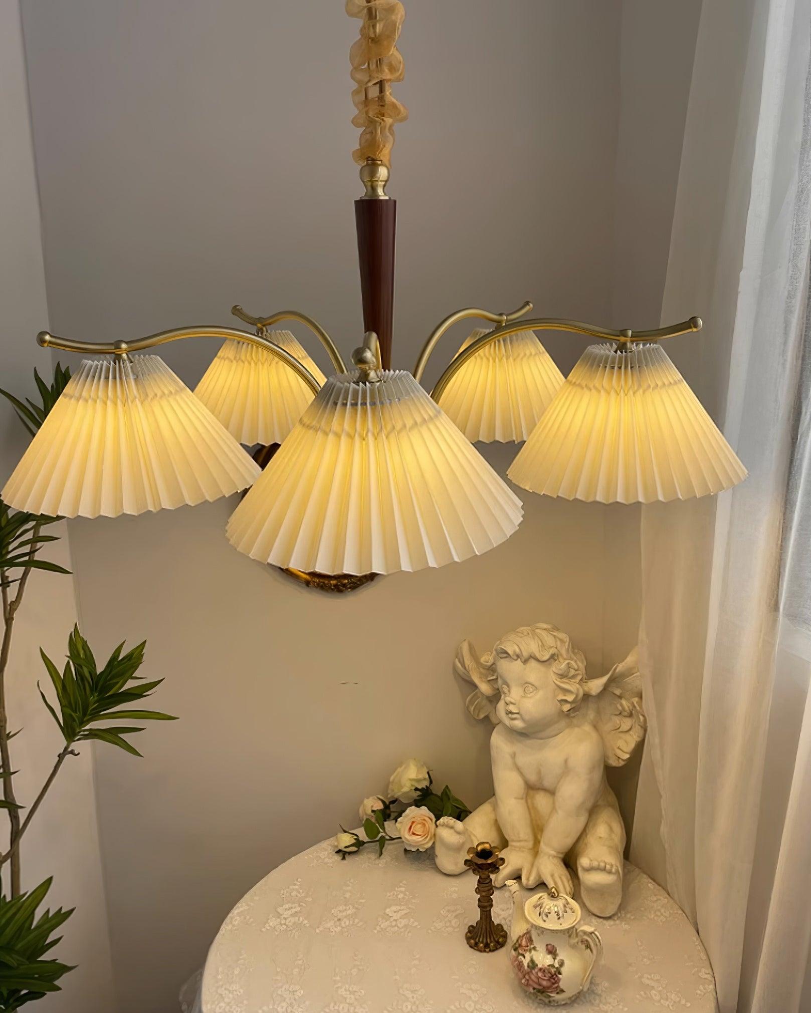 Kronleuchter Gefeilt Stoff Schirme Walnuss Messing Arme Warm Retro-Letslighting
