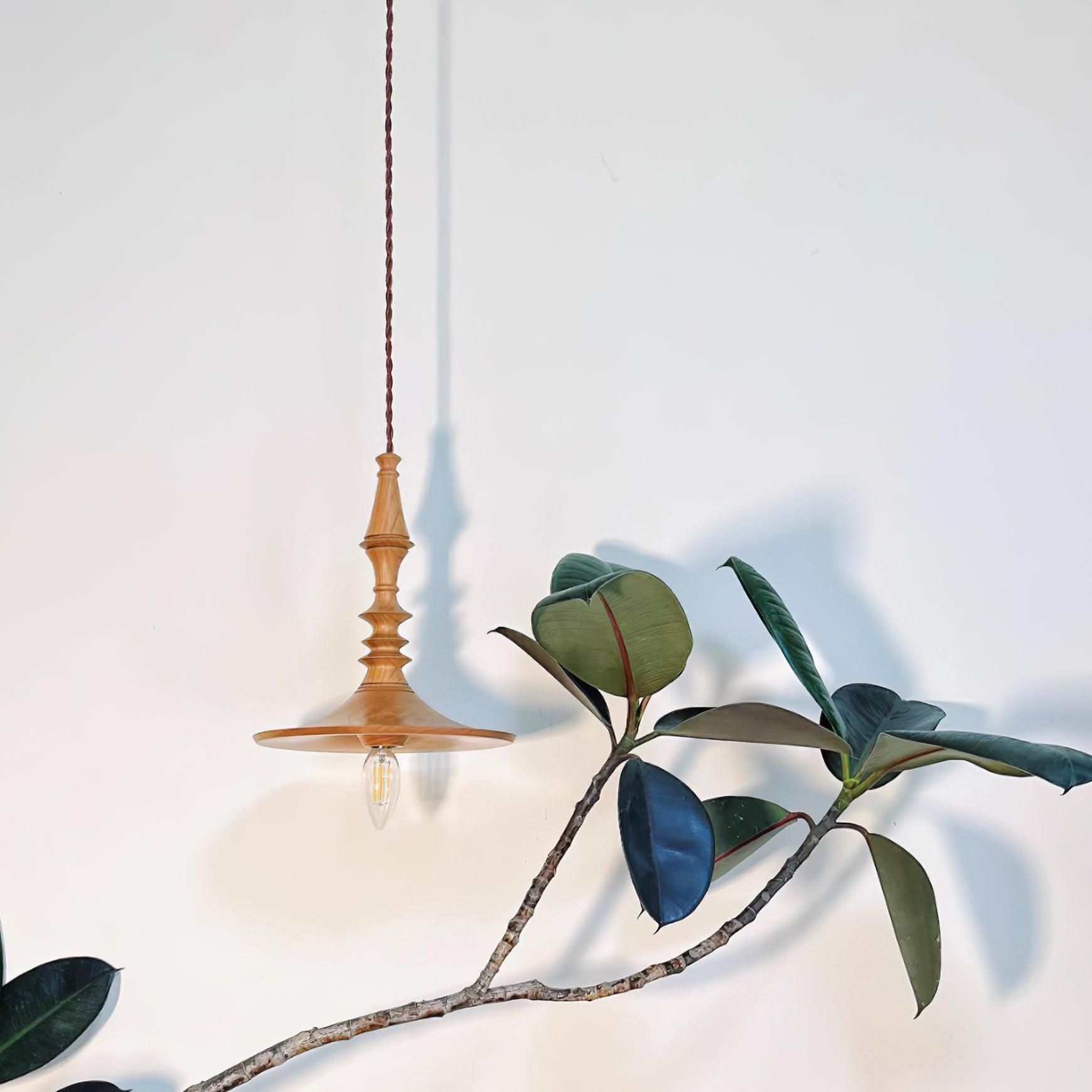 Pendelleuchte Holz Nussbaum Schirm Modern Gemütlich-Letslighting
