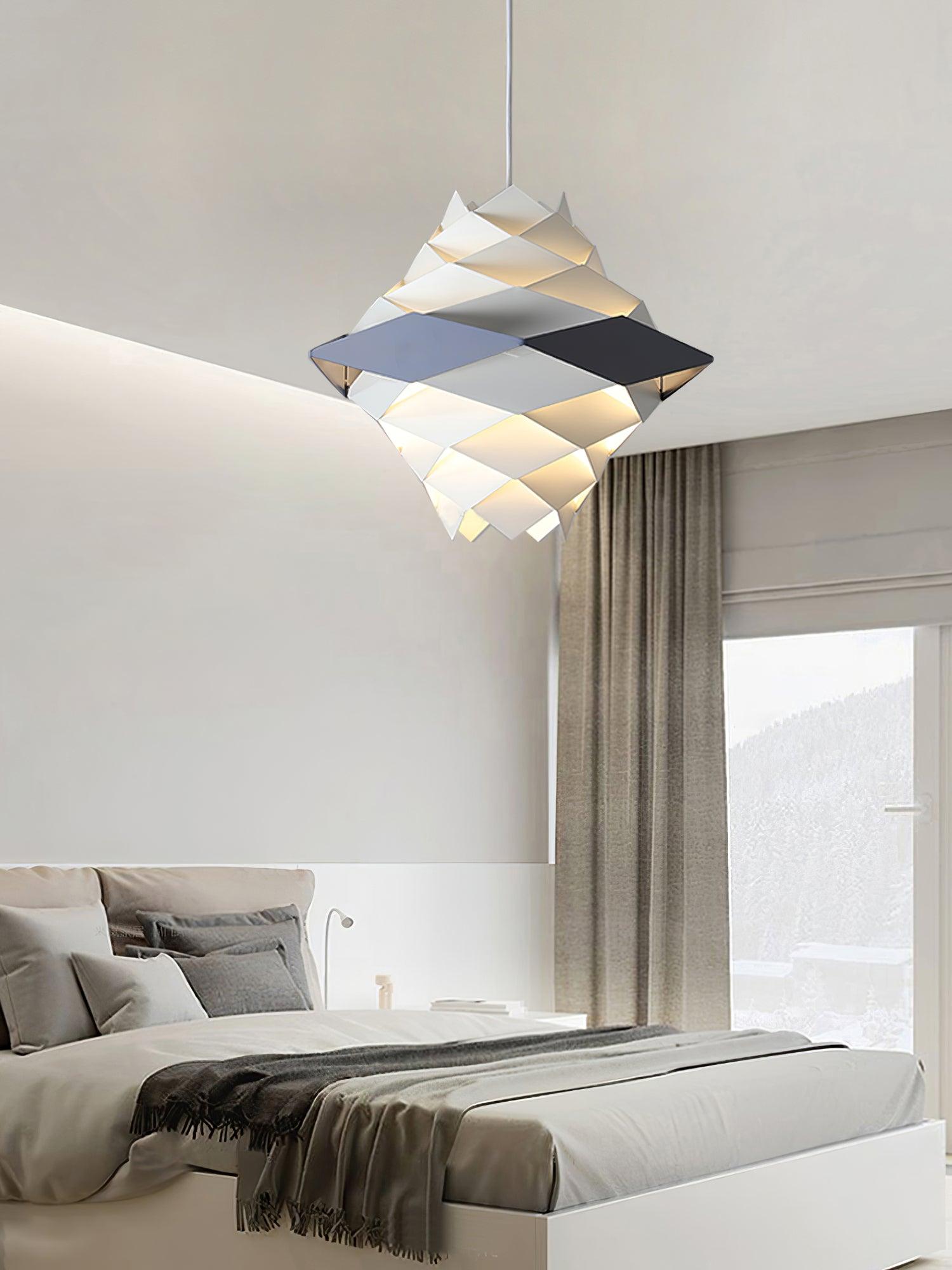 Riley Moderne Pendelleuchte aus Metall-Letslighting