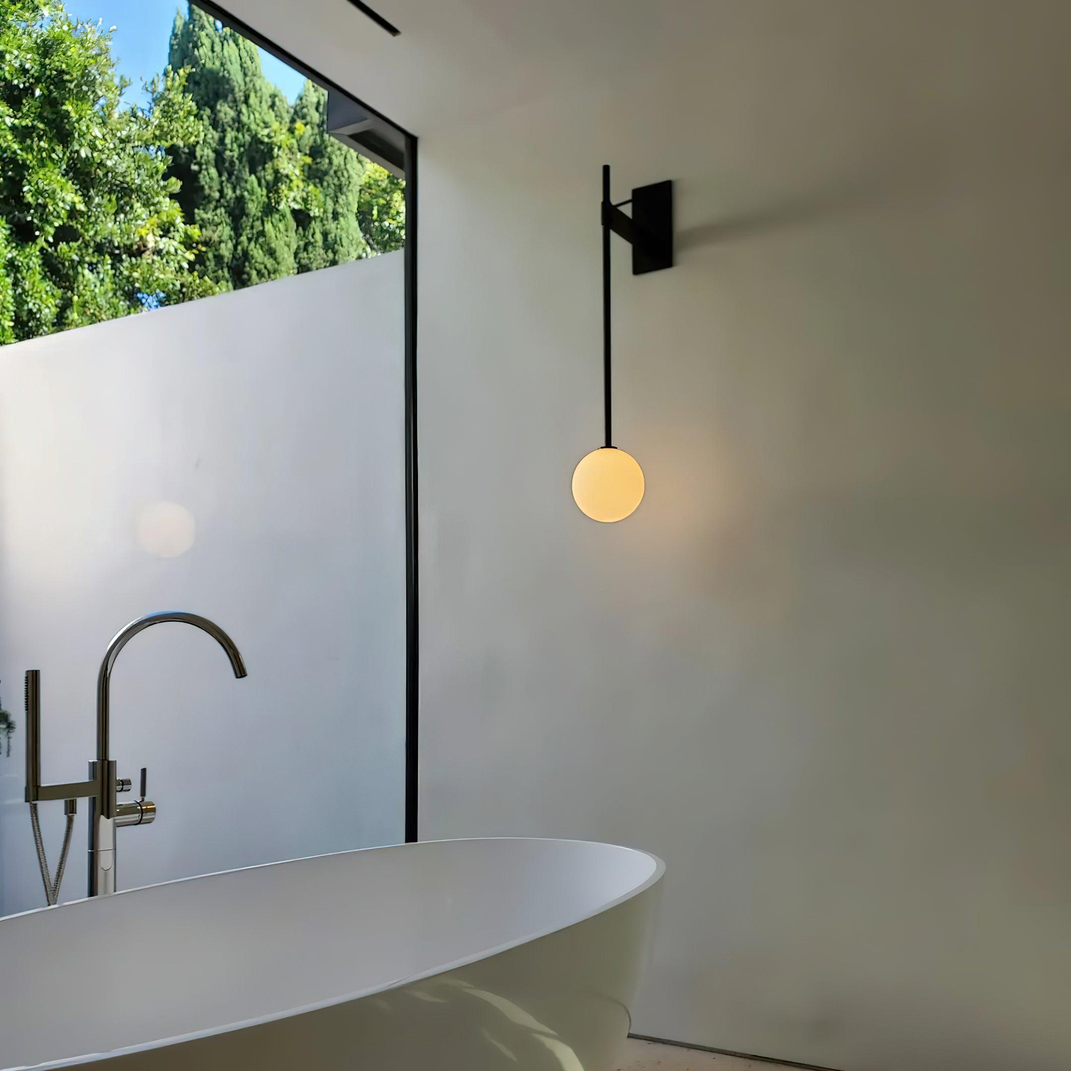 Wandleuchte Metall Stab Glas Globus Minimal Leuchte Nachttisch-Letslighting