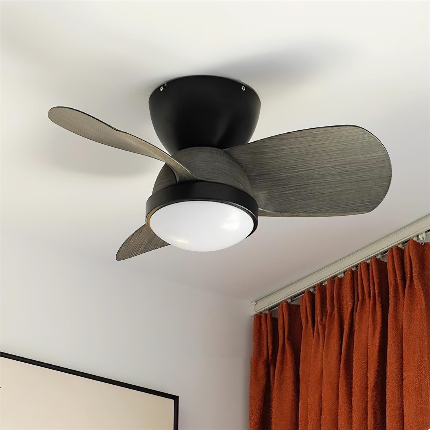 Ventra Deckenventilatorleuchte an einer Decke montiert