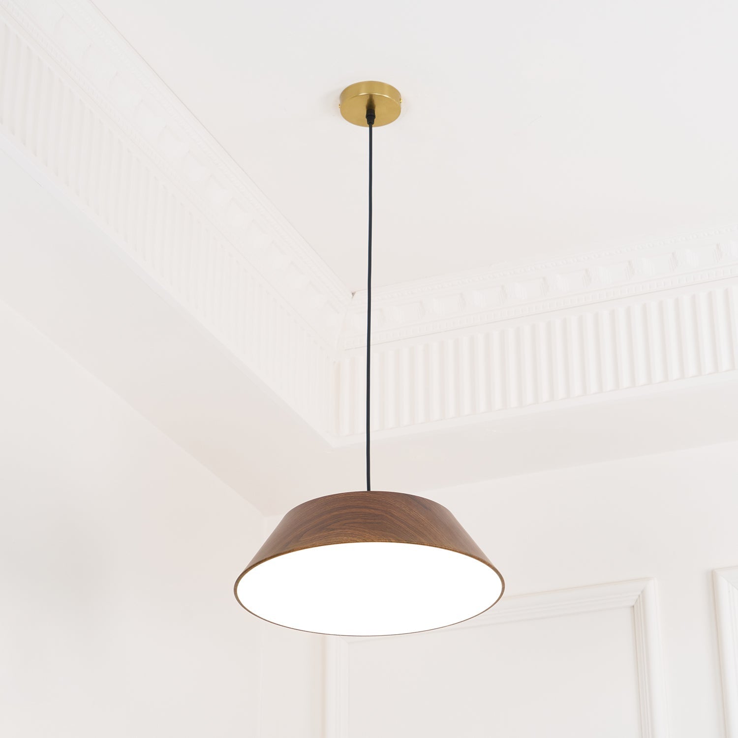Novain Pendelleuchte mit Holzmaserung-Letslighting