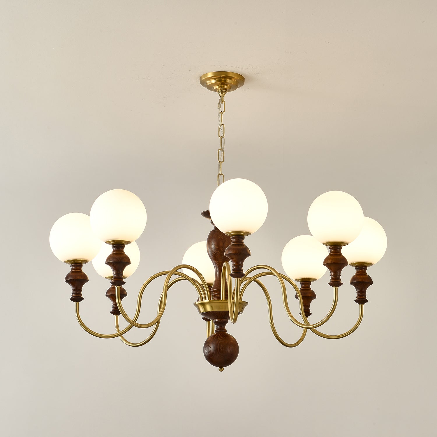 Lustra Kronleuchter Holz Messing Zeitlos Globus-Letslighting