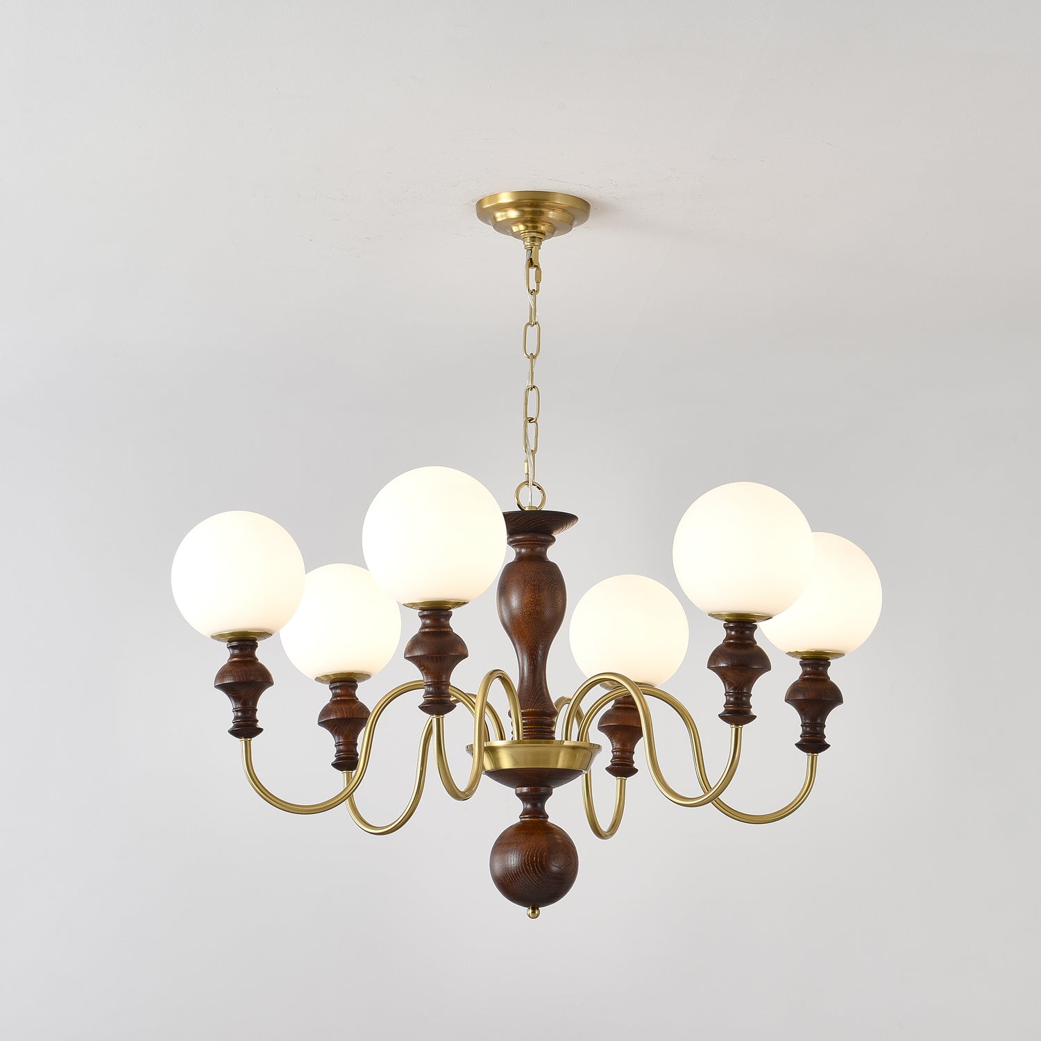 Lustra Kronleuchter Holz Messing Zeitlos Globus-Letslighting