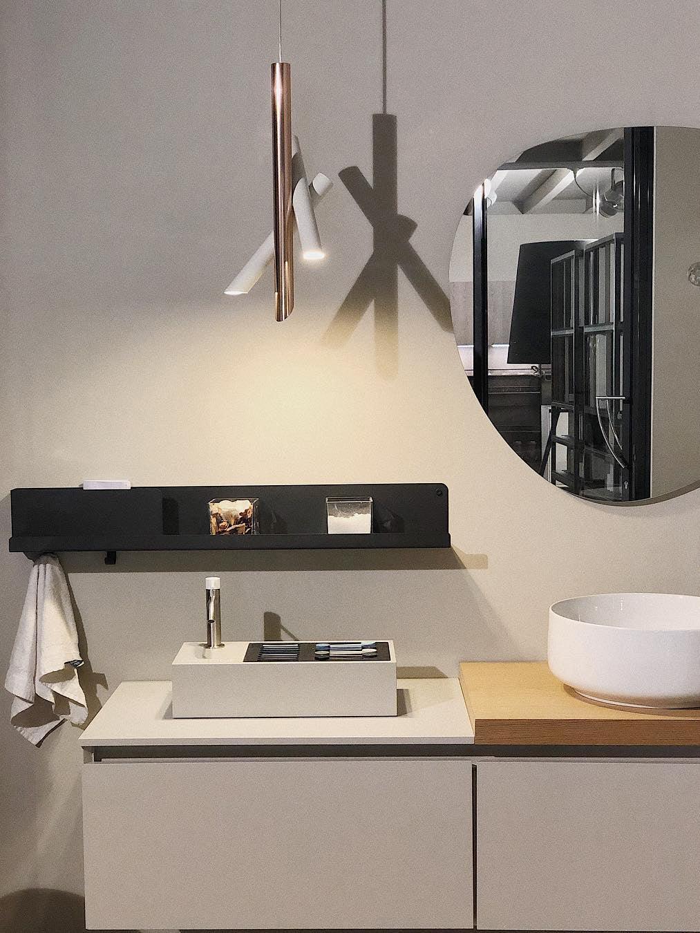 Solara Aluminium Minimalistische Röhrenpendelleuchte-Letslighting