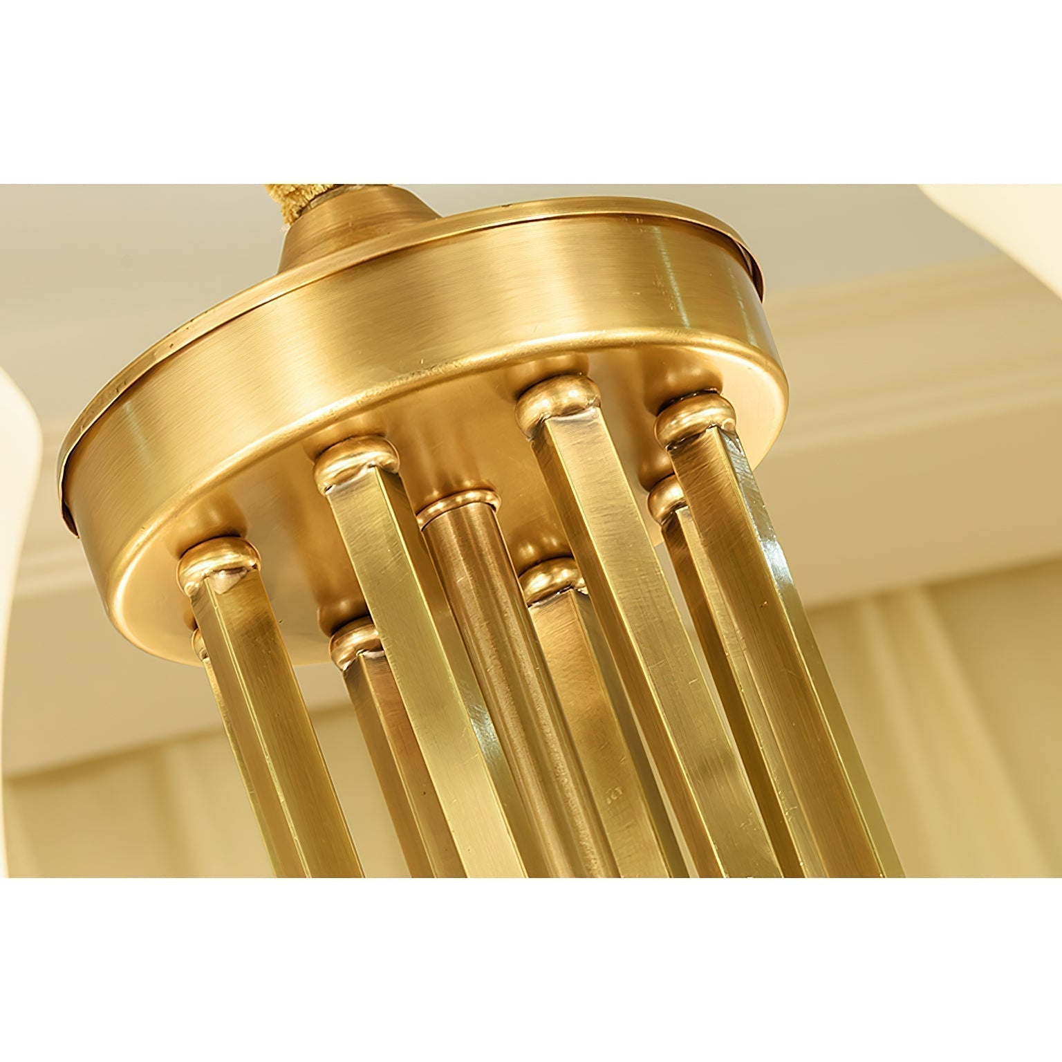 Ordoran Industrieller Vintage Kronleuchter aus Messing und Glas-Letslighting