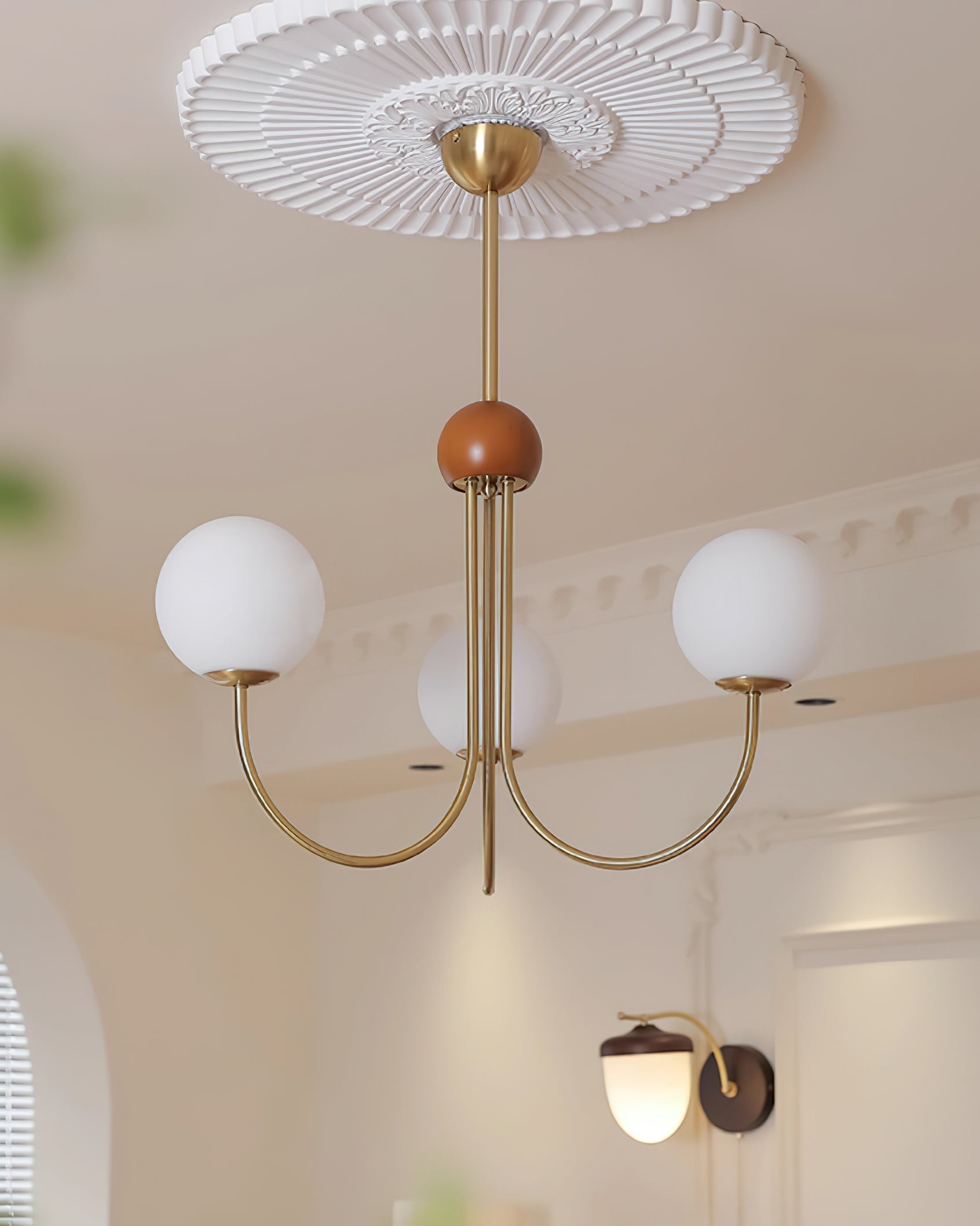 Candil Moderner Messing- und Glaskugel-Kronleuchter-Letslighting