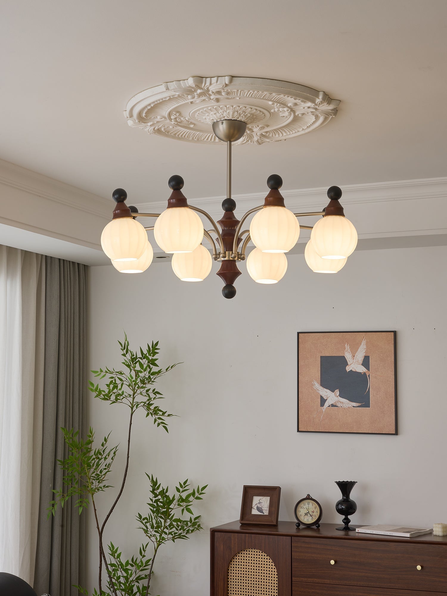 Zosilara Traditioneller Eleganter Holzkronleuchter-Letslighting