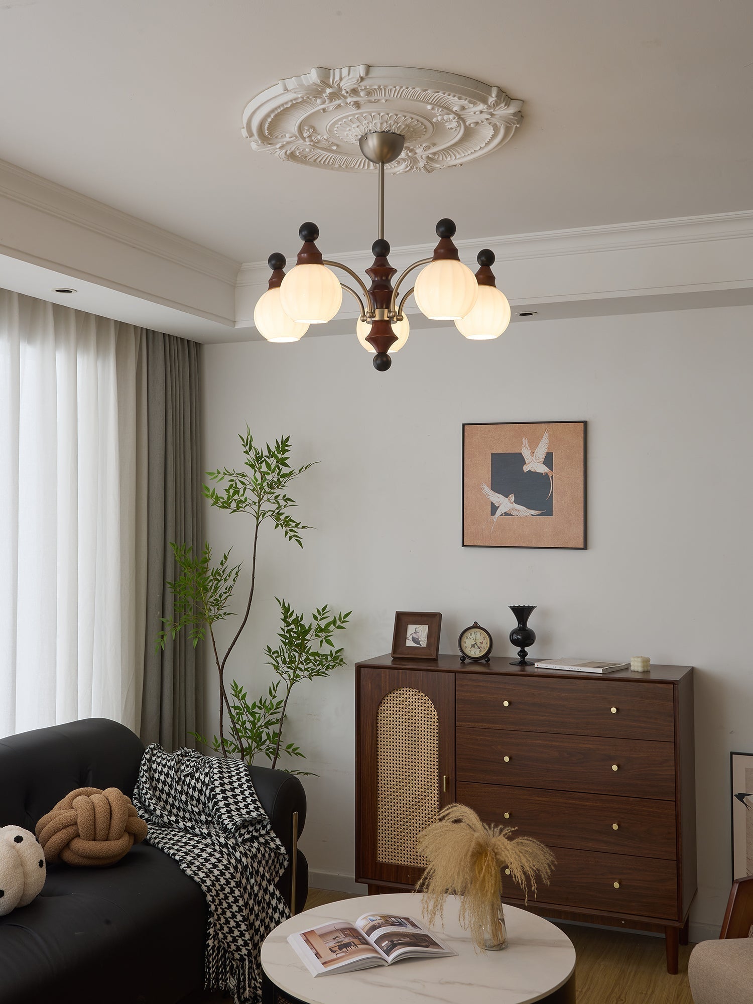 Zosilara Traditioneller Eleganter Holzkronleuchter-Letslighting