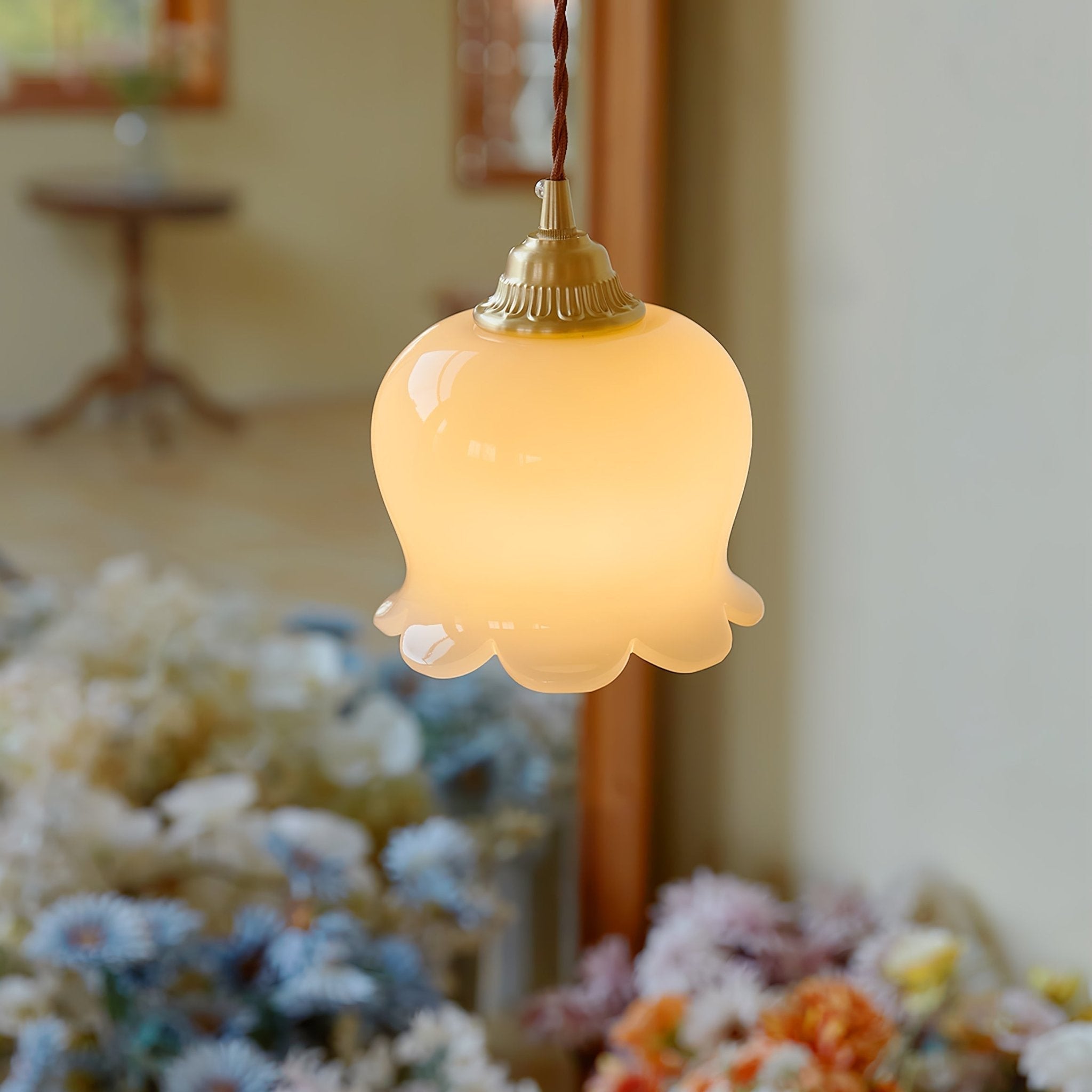 Valley Flower Pendant Lamp - Blowlighting