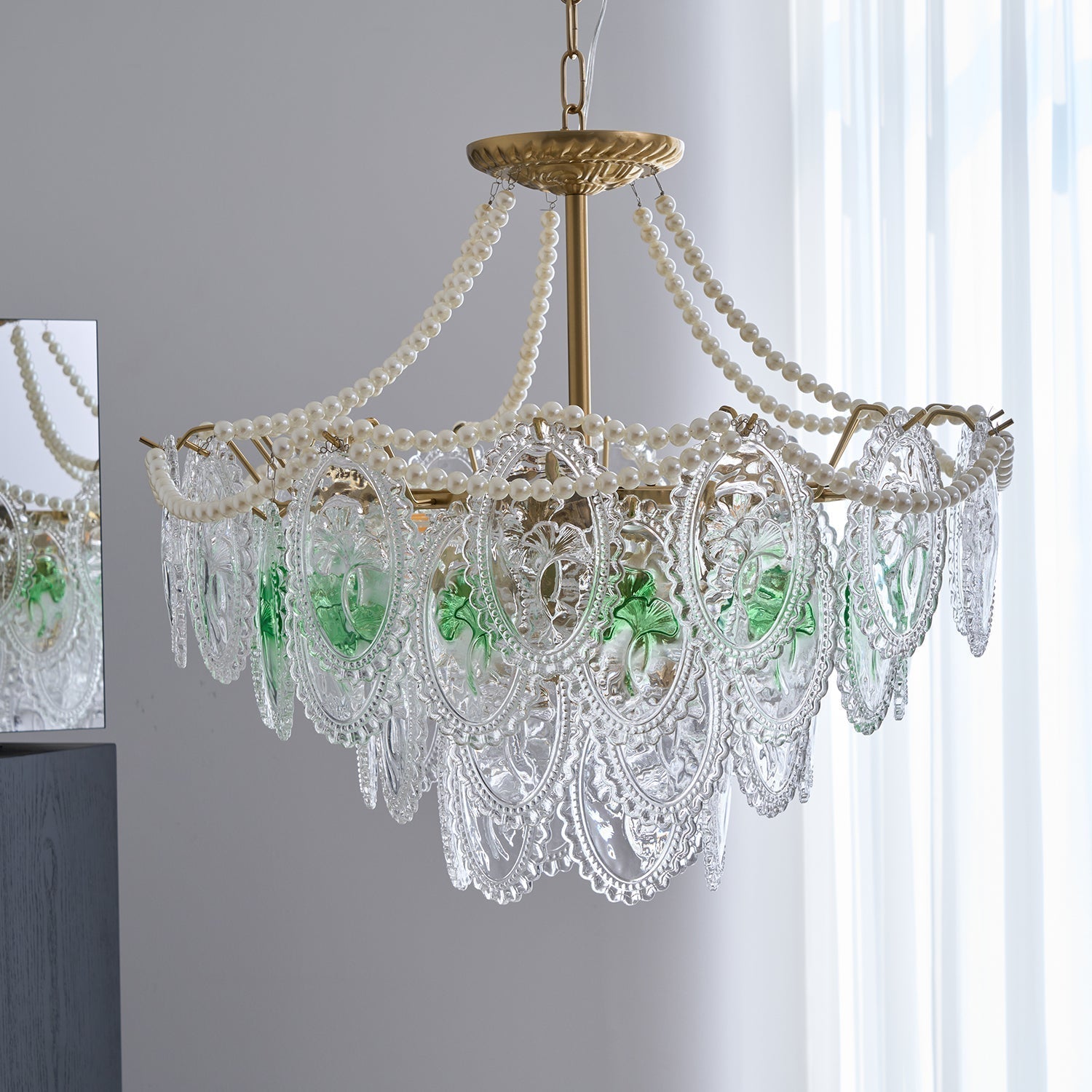 Havin Kronleuchter mit schimmernden Perlen