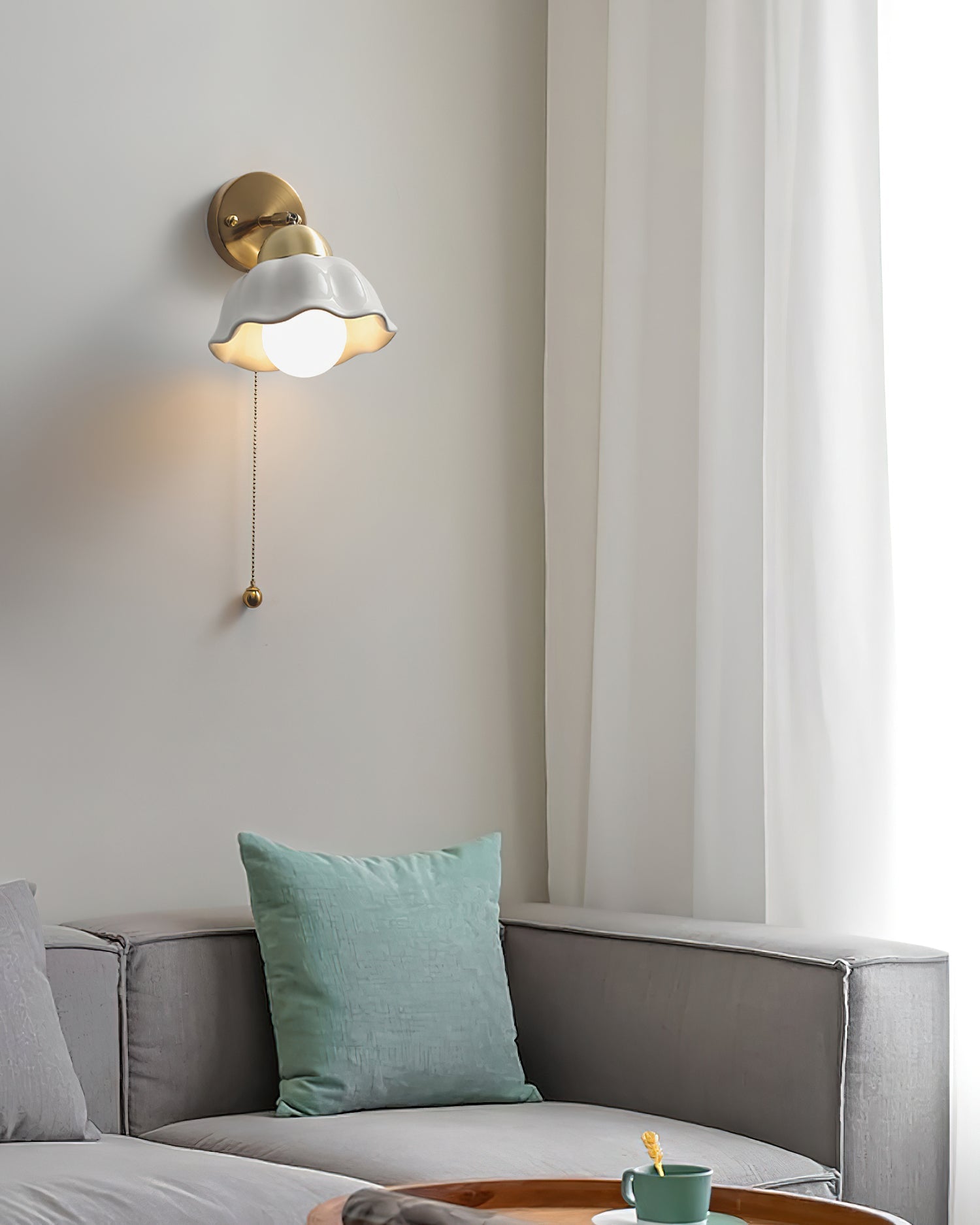 Sage Moderne Wandleuchte aus Messing und Keramik-Letslighting