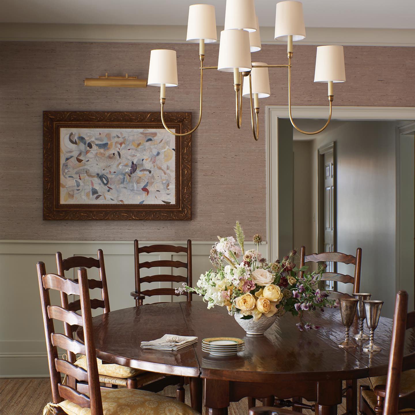 Nyshair Industrieller Vintage Kronleuchter aus Messing mit Stoffbezug-Letslighting