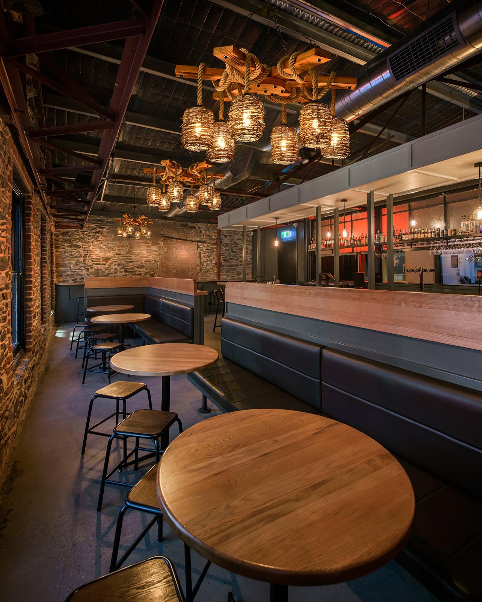 Vintage Farmhouse Chandelier - Blowlighting