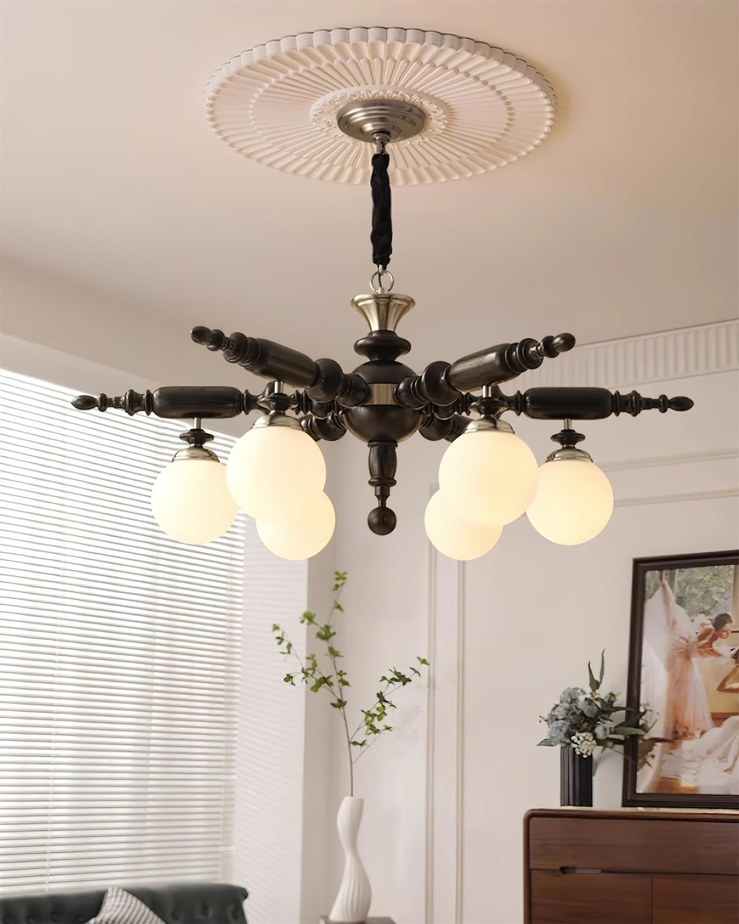 Juvian Vintage Kronleuchter aus Holz-Letslighting