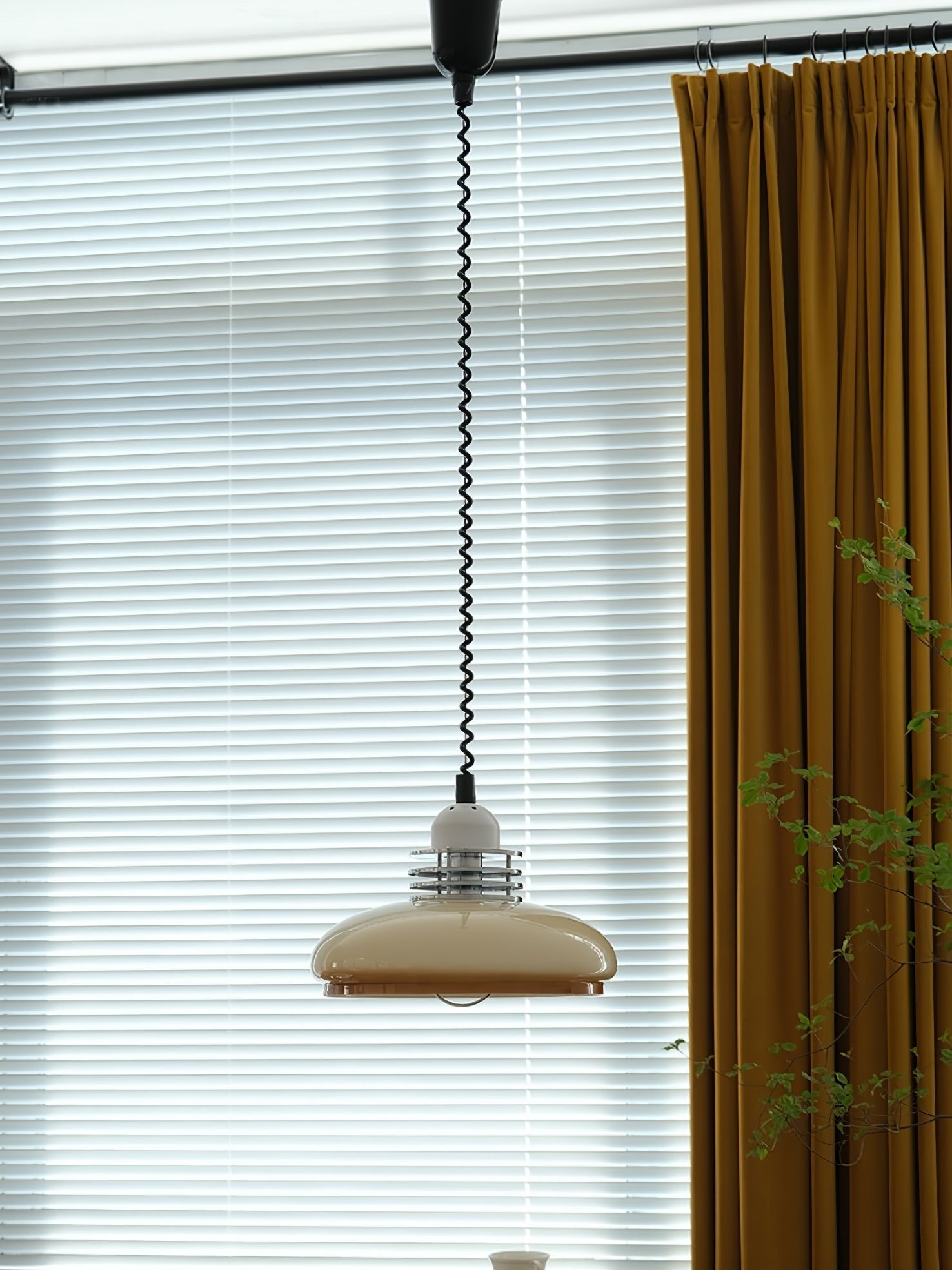 Ulaearae Nordische Kunst-Klassik-Glas-Anhängerlampe-Letslighting