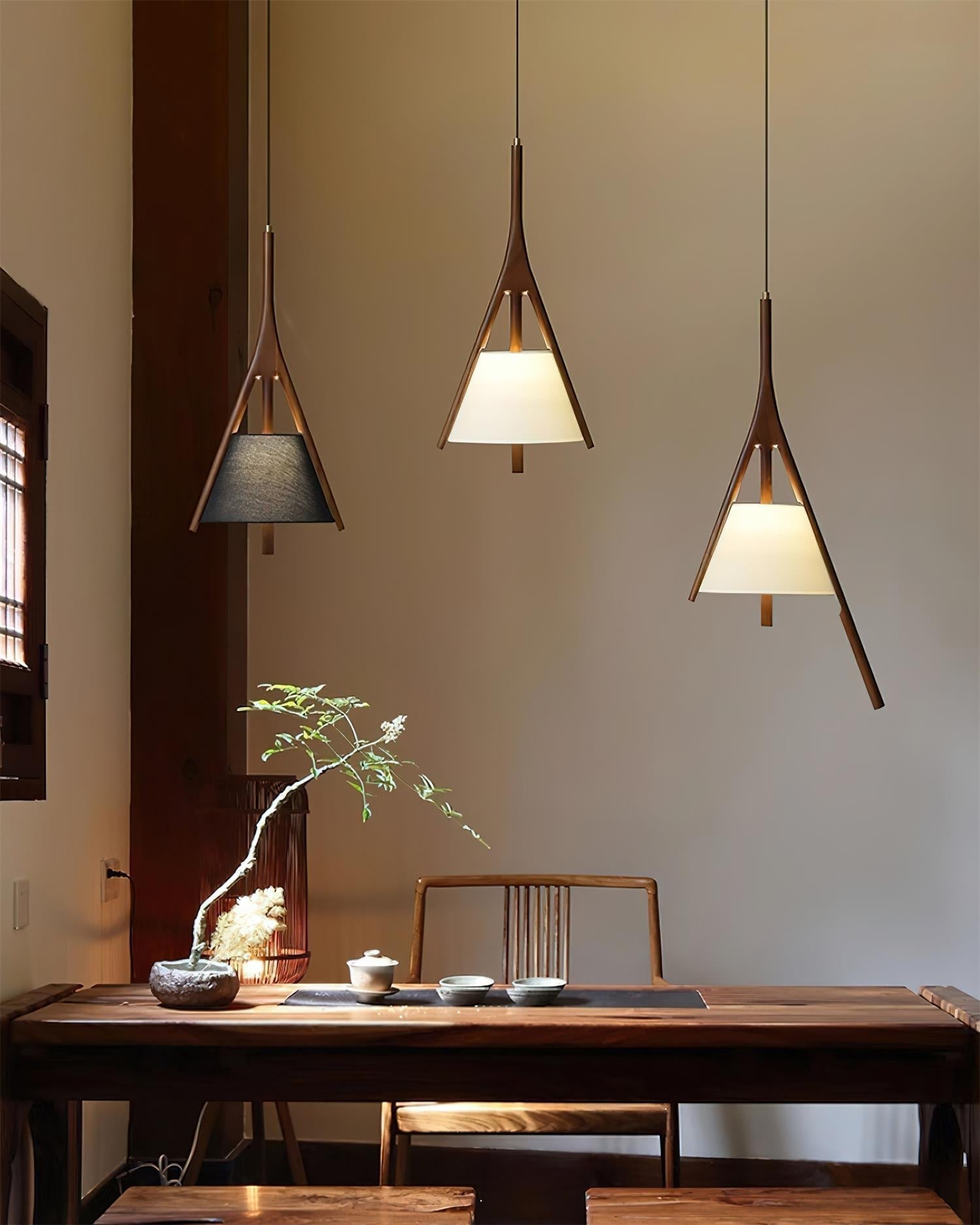 Zovenarae Dreieckige Pendelleuchte aus Holz-Letslighting