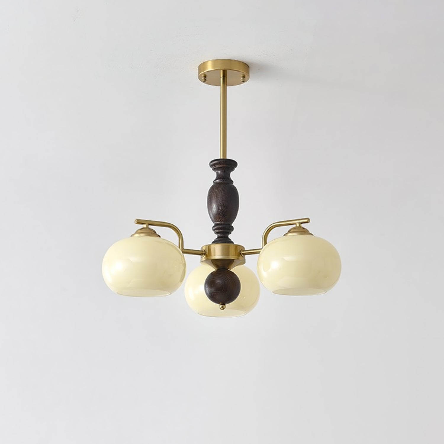 Aurora Kronleuchter Walnuss Beige Orb-Letslighting