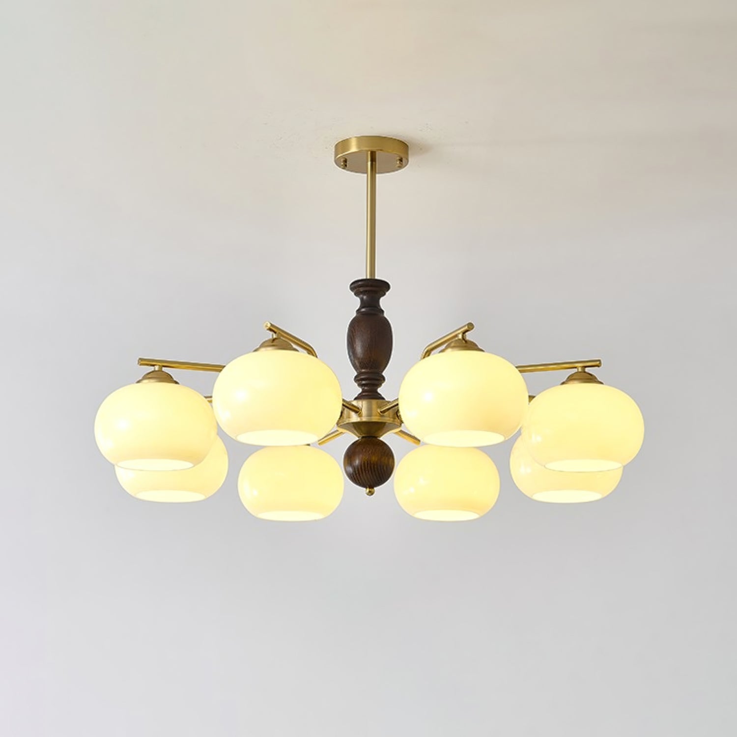 Aurora Kronleuchter Walnuss Beige Orb-Letslighting
