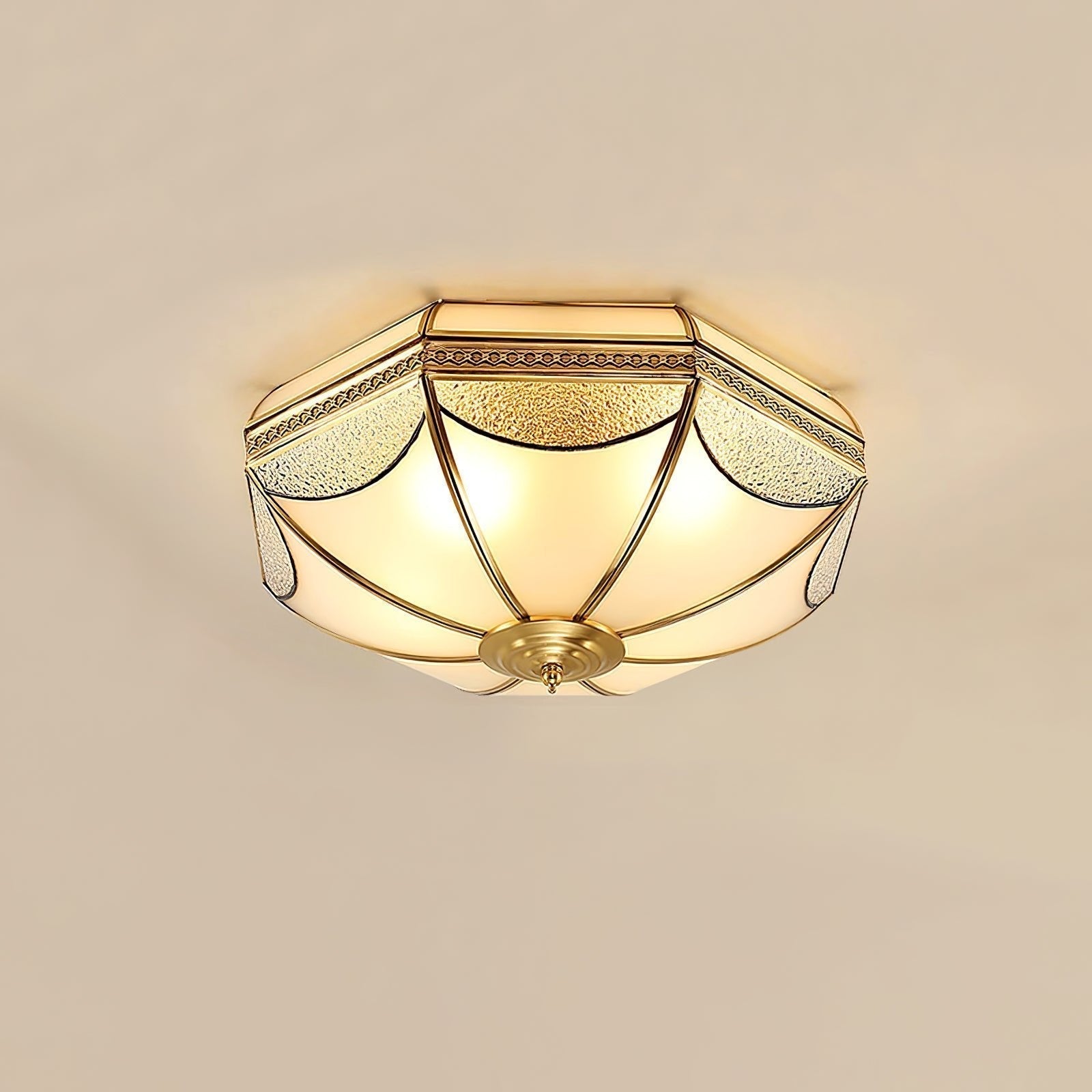 Ellaeara Warehouse Deckenleuchte aus Messing und Glas in Kuppelform-Letslighting