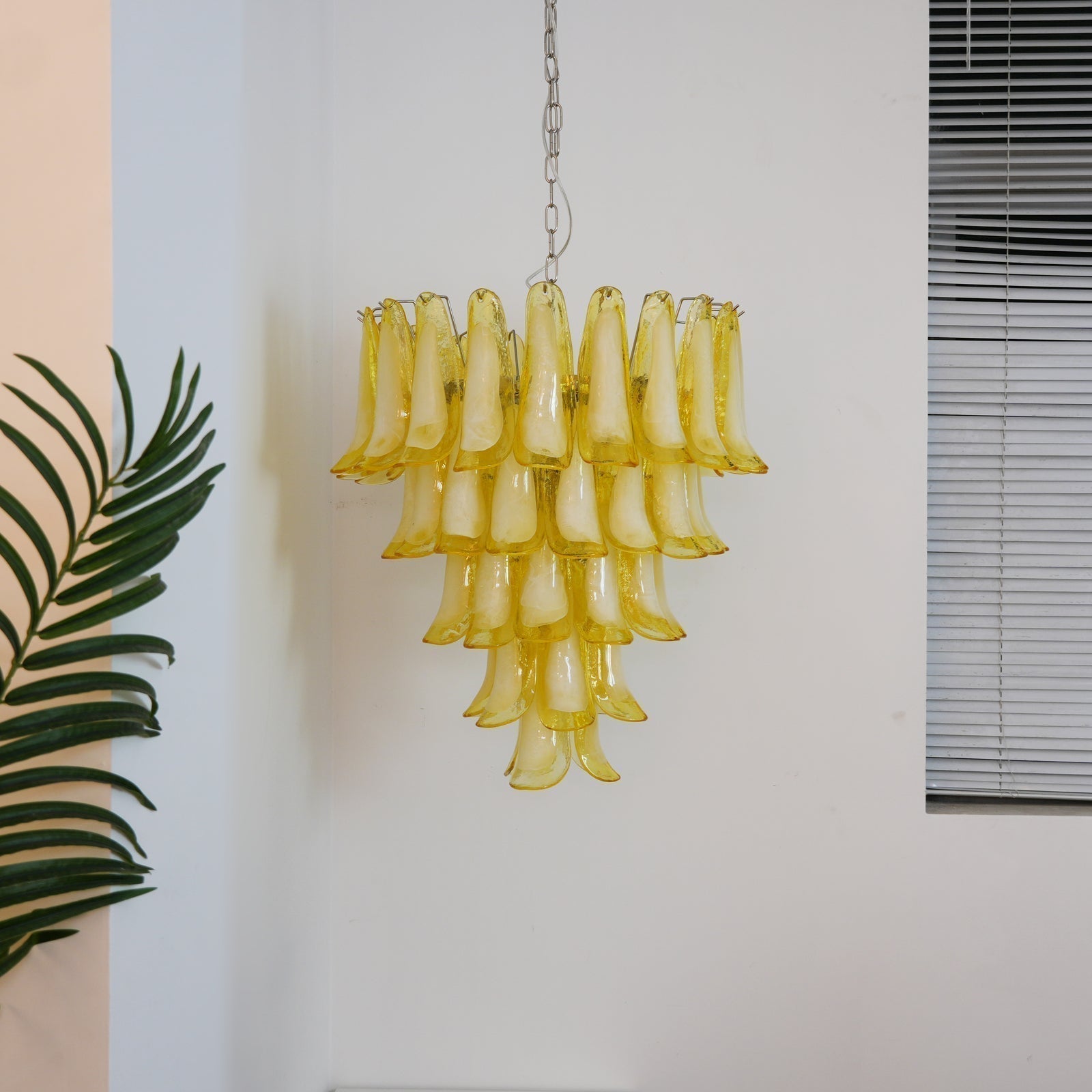Aurora Chandelier Murano Glass Petal Wave - Blowlighting